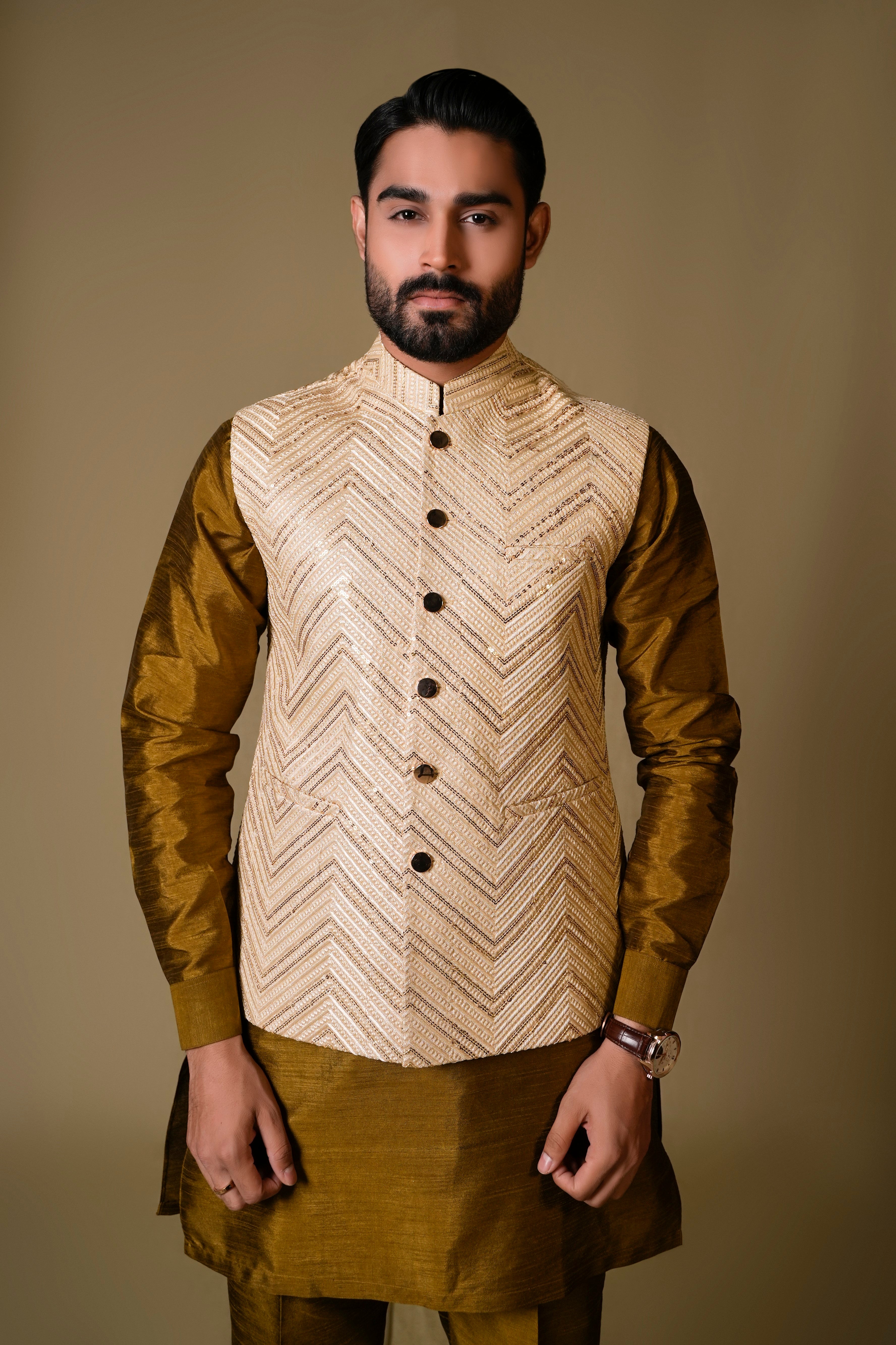 Off-White Embroidered Silk-Blend Waistcoat Kurta (3-Piece) - Image 2