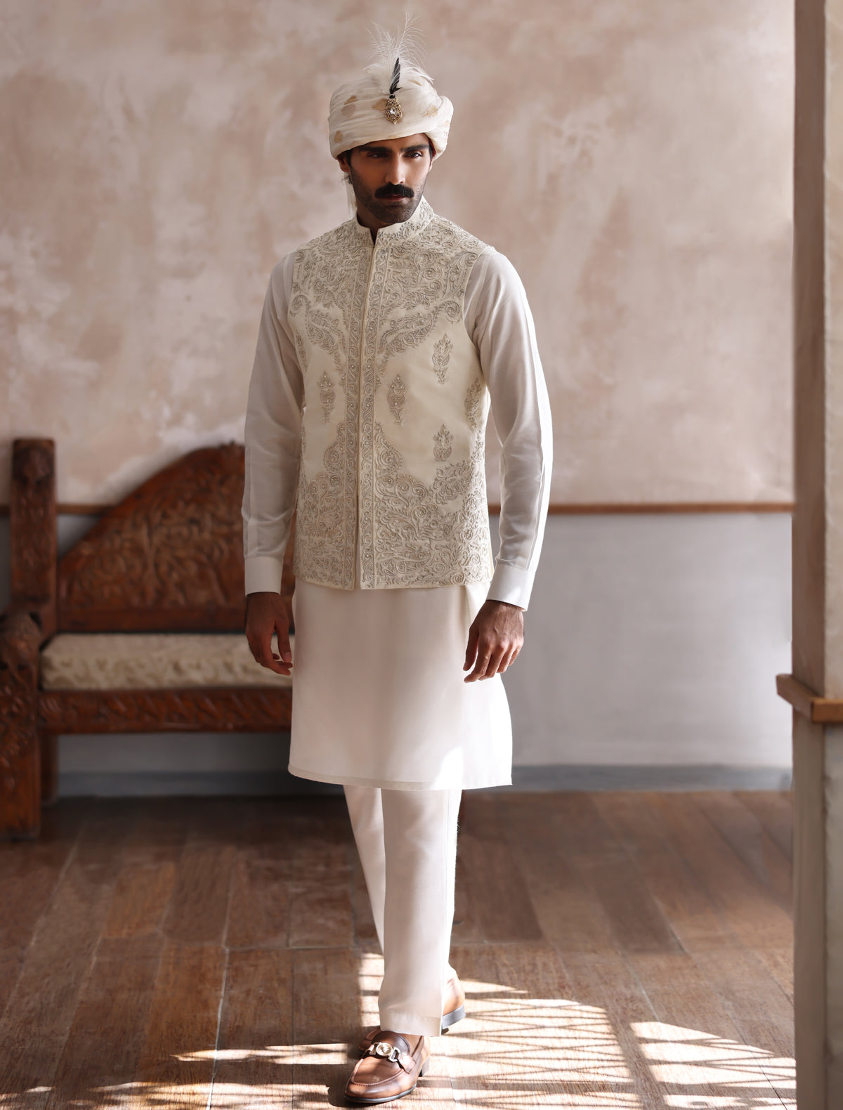 Ivory Hand-Embroidered Silk-Blend Waistcoat Kurta (3-Piece) - Image 2
