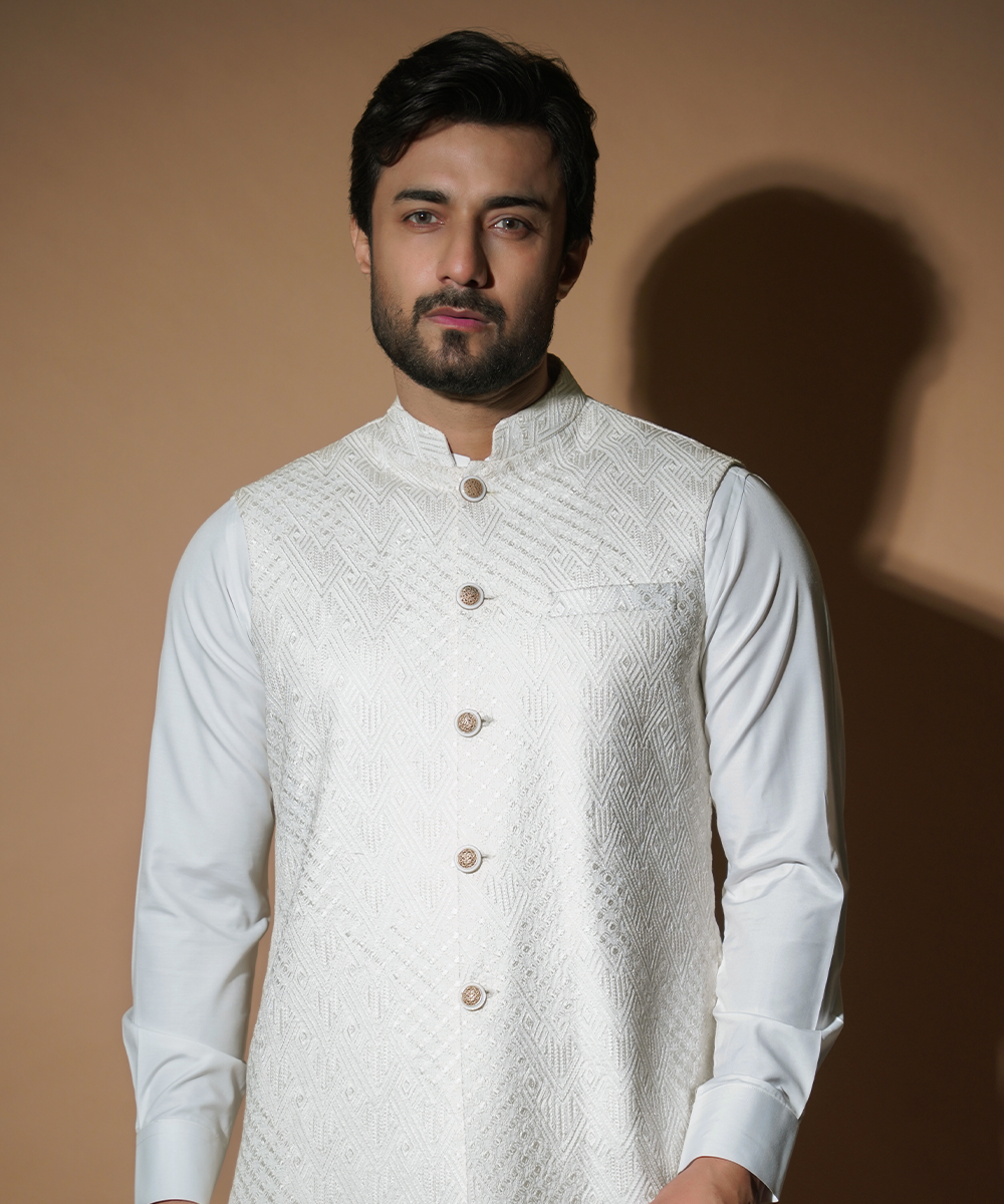 Off-White Geometric Embroidered Silk-Blend Waistcoat Kurta (3-Piece) - Image 2