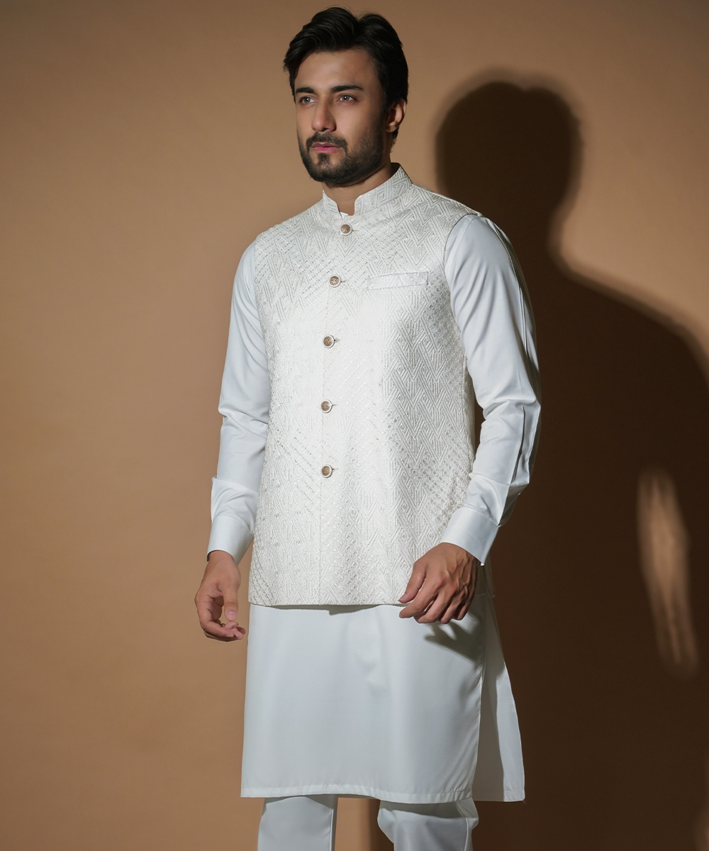 Off-White Geometric Embroidered Silk-Blend Waistcoat Kurta (3-Piece) - Image 3