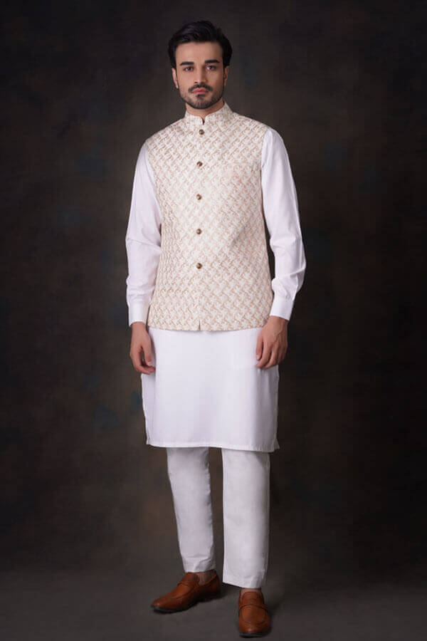 Cream Embroidered Silk-Blend Waistcoat Kurta (3-Piece) - Image 5