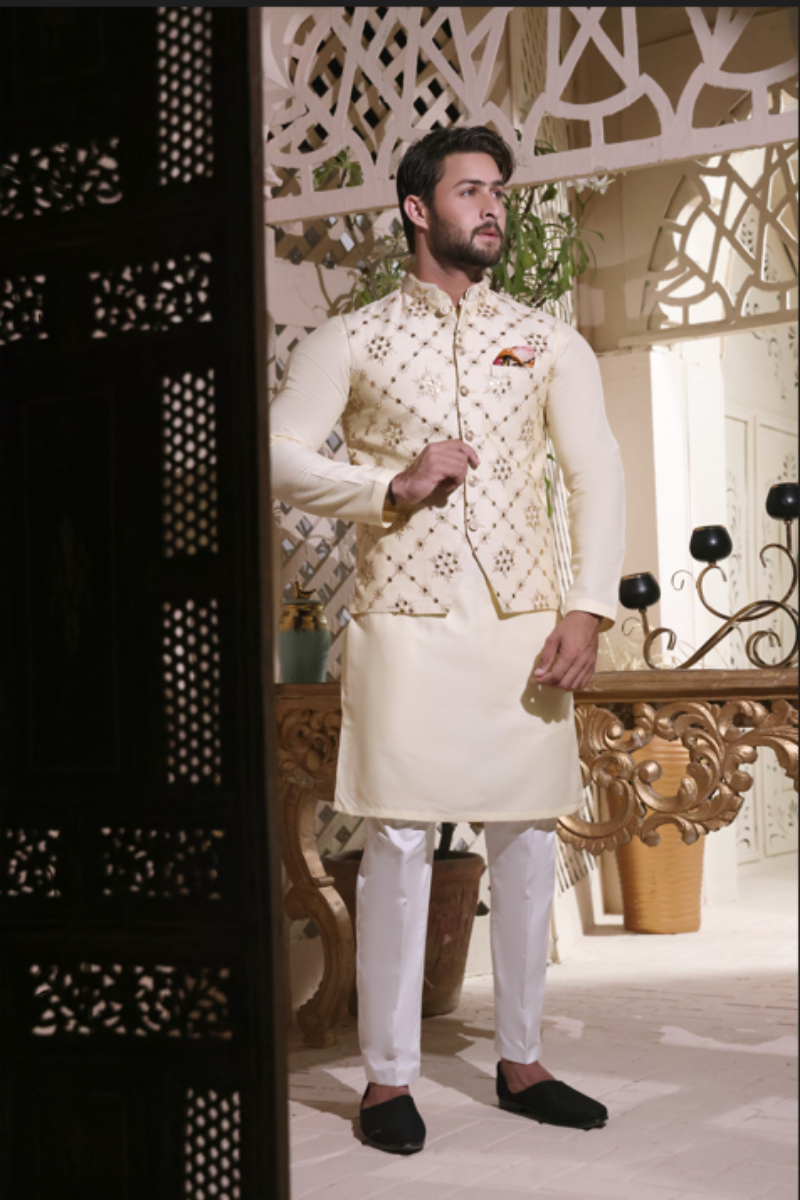 Ivory Embroidered Silk Waistcoat Kurta (3-Piece) - Image 3