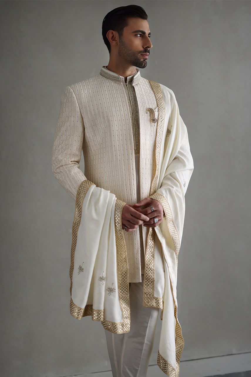 Ivory Embroidered Silk Waistcoat Kurta (3-Piece) - Image 2