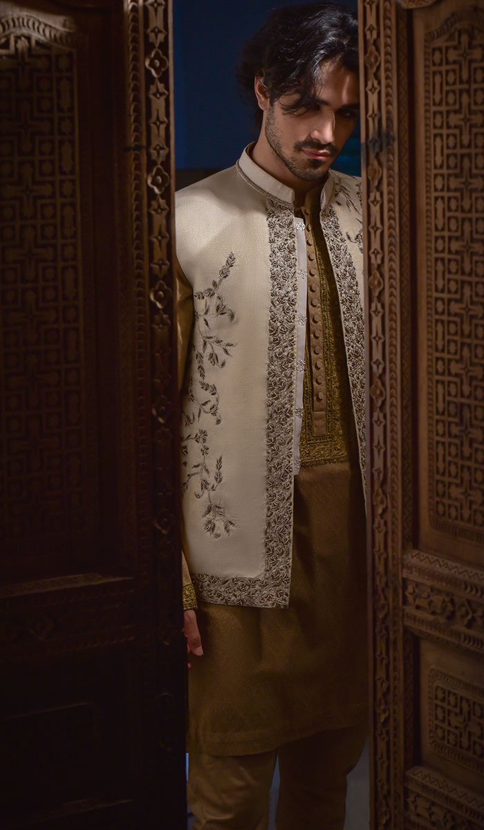 Antique White Embroidered Massauri Waistcoat (3-Piece) - Image 1