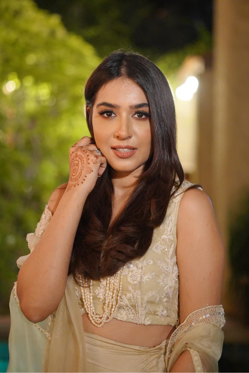 Vanilla Embellished Organza Cape Dress (3-Piece) - Image 4