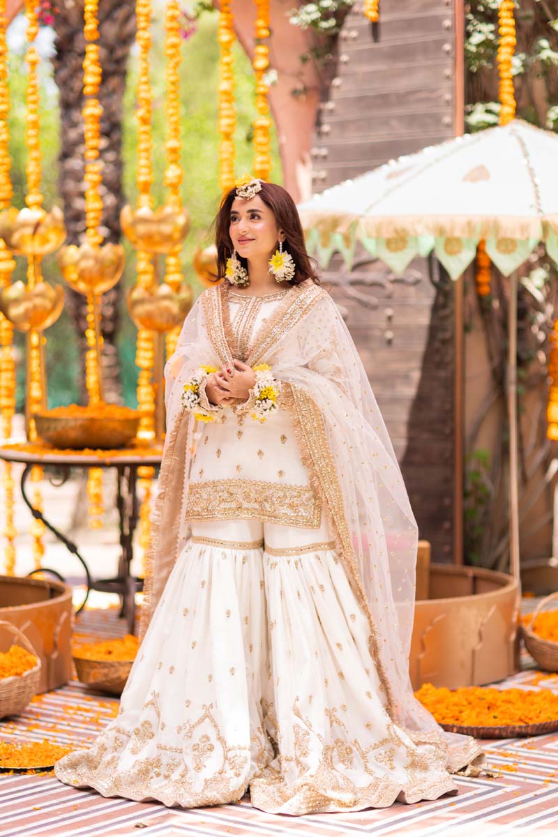 Pakistani Off-White Zardozi Khadi Net Farshi Gharara (3-Piece) - Image 1