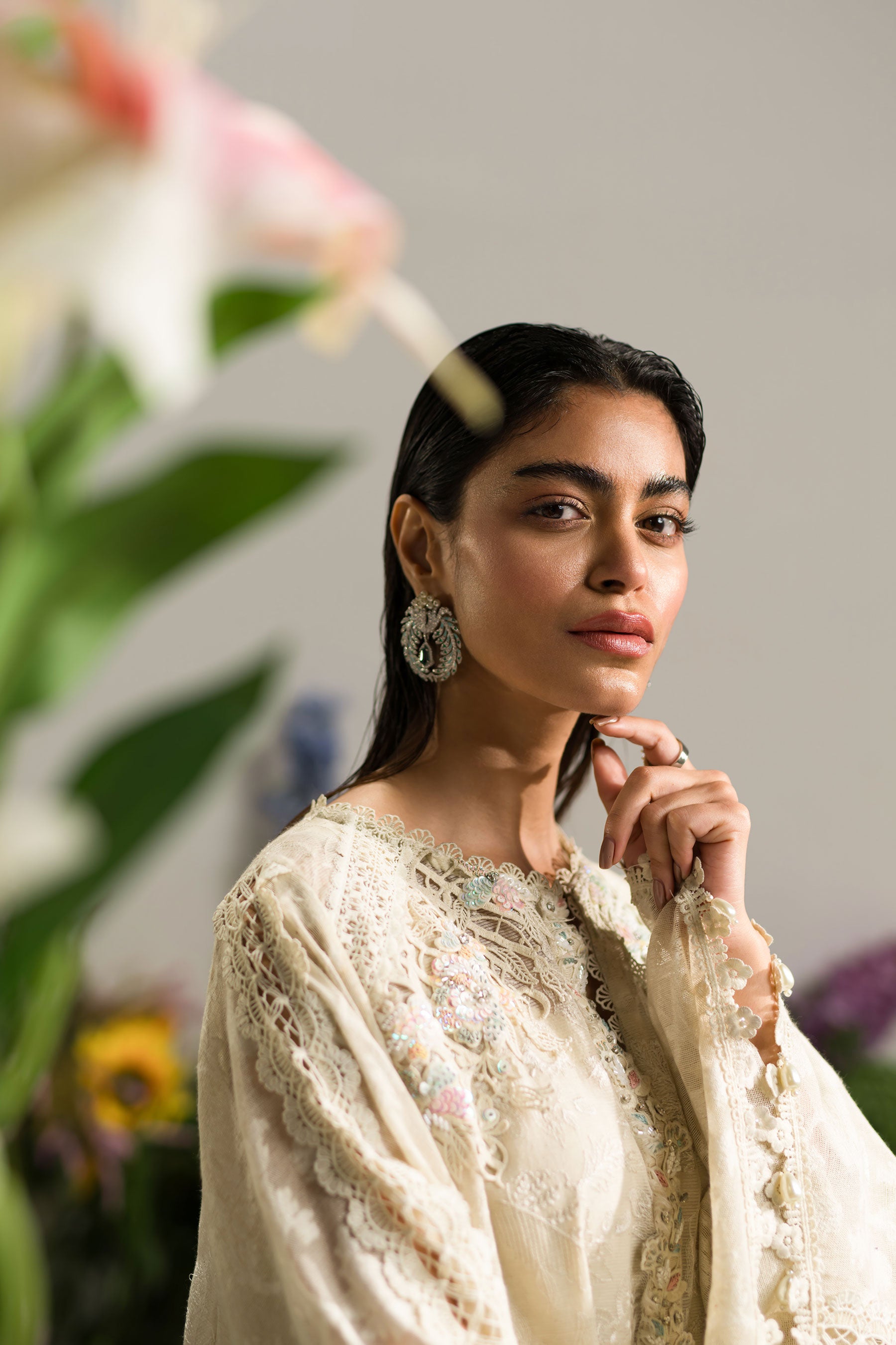 Pakistani Ivory Hand-Embellished Khaddi Net Kaftan (3-Piece) - Image 5