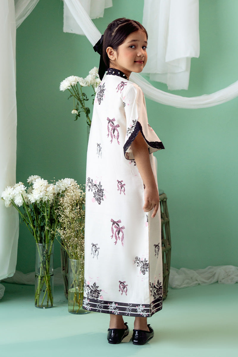 Pakistani Ivory Lace & Pearl Khadi Silk Kaftan (1-Pc) - Image 2