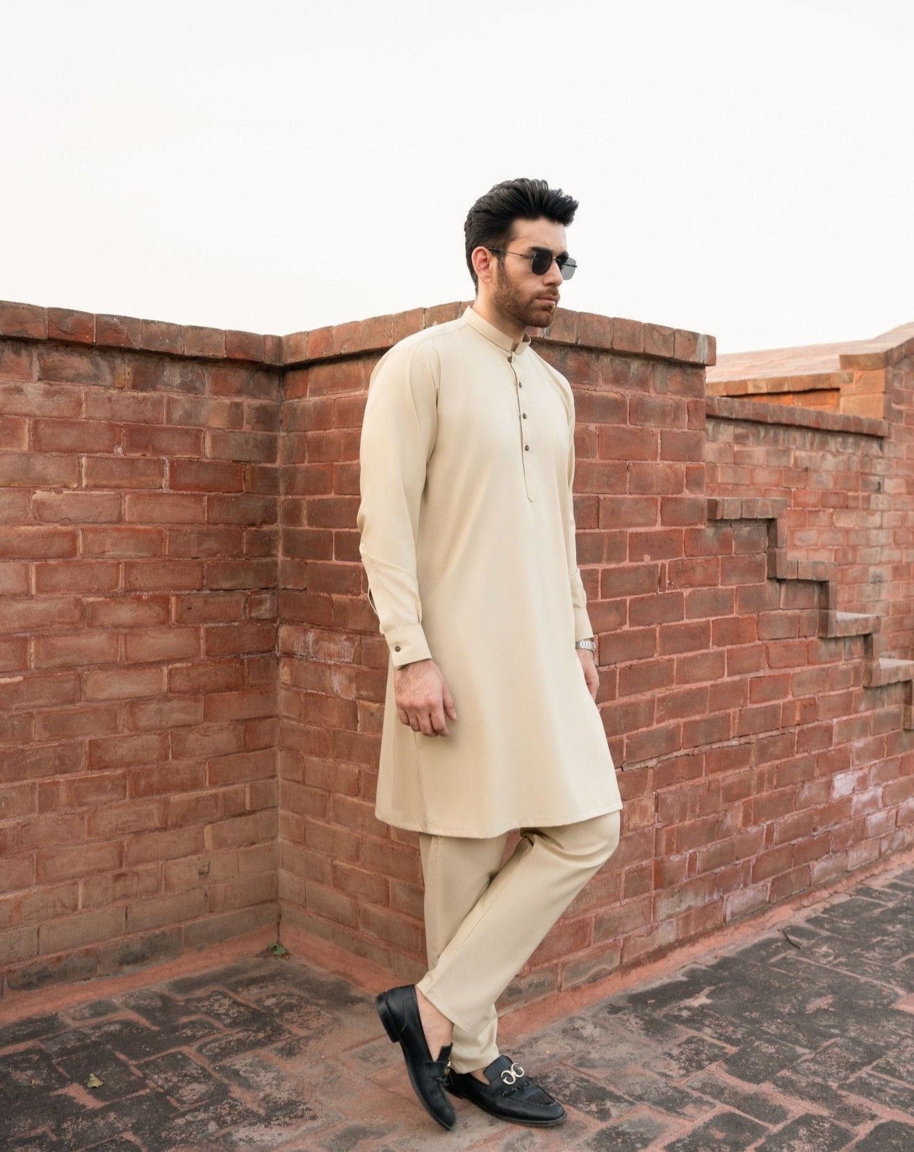 Ivory Plain Blended Fabric Kurta Pajama (2-Piece) - Image 2