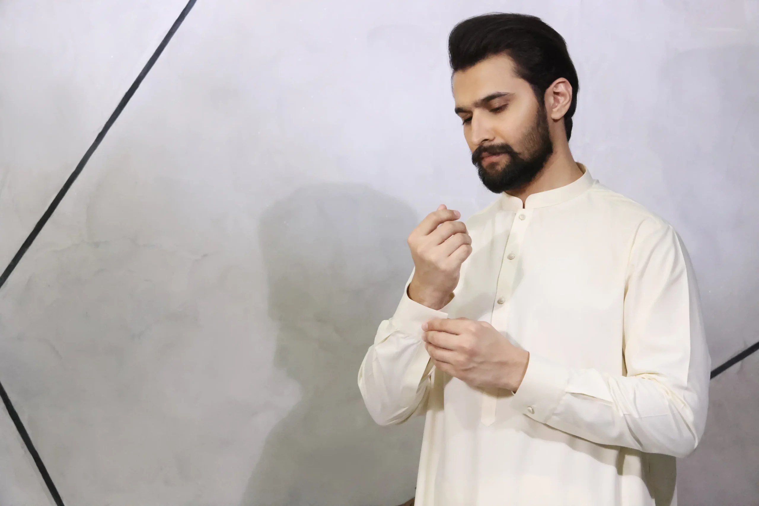 Ivory White Cotton Kurta Pajama Set (2-Piece) - Image 4