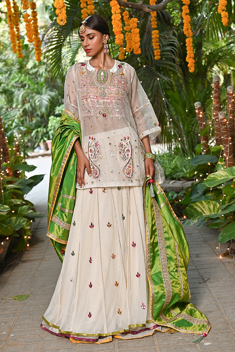 Pakistani Ivory Embroidered Organza Lehenga Set (3-Piece) - Image 1
