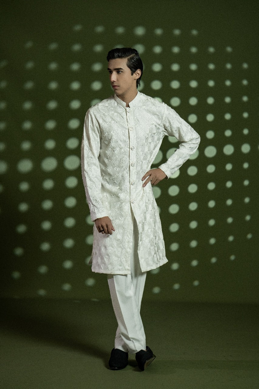 Off-White Embroidered Blended Fabric Kurta Set (2-Piece) - Image 4