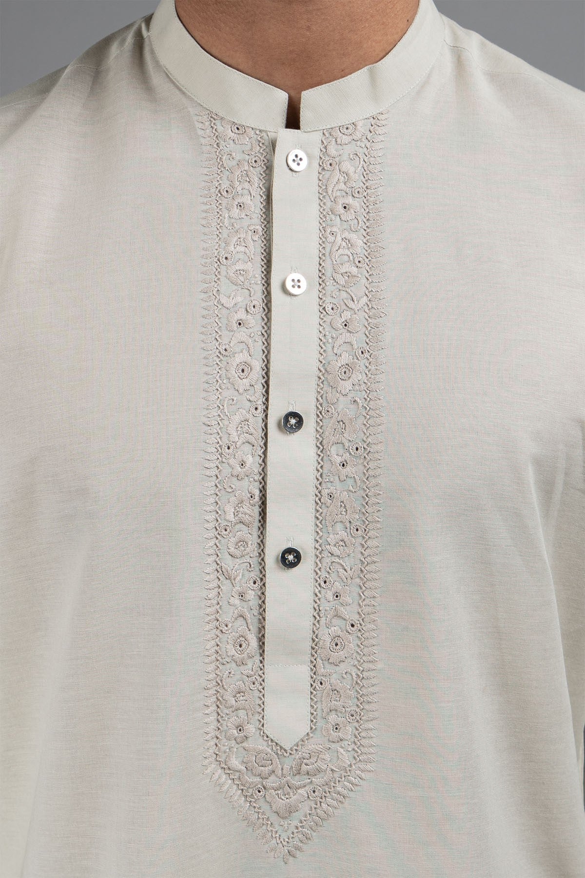 Off-White Embroidered Cotton Kurta (2-Piece) - Image 2