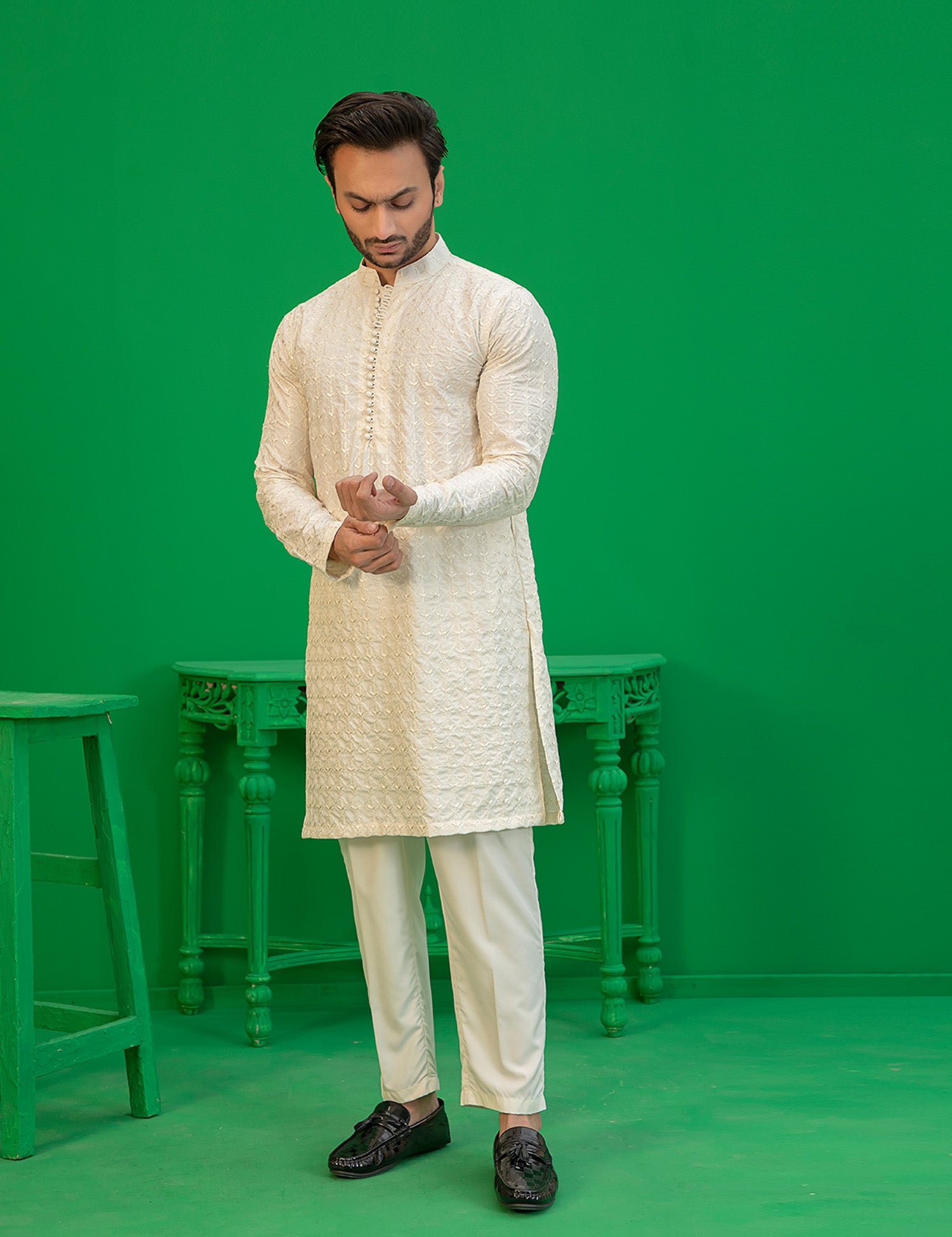 Off-White Embroidered Wash N Wear Kurta (2-Piece) - Image 3