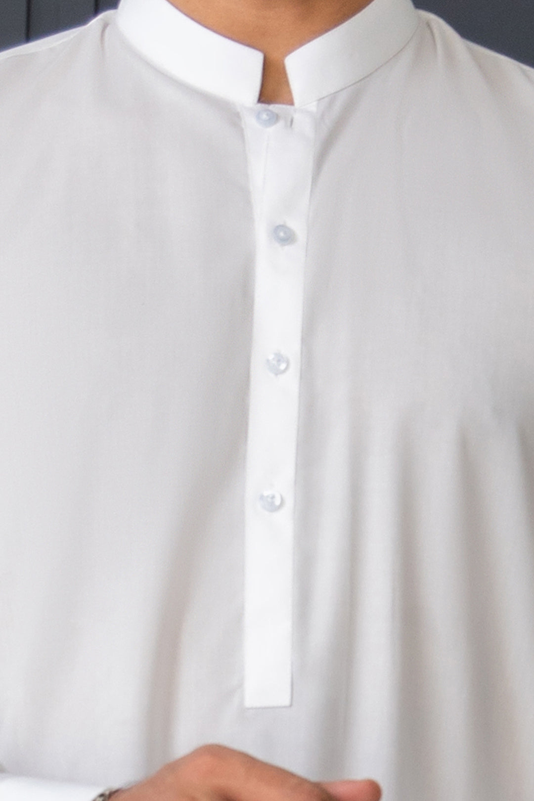 Off-White Blended Fabric Shalwar Kameez (2-Piece) - Image 4