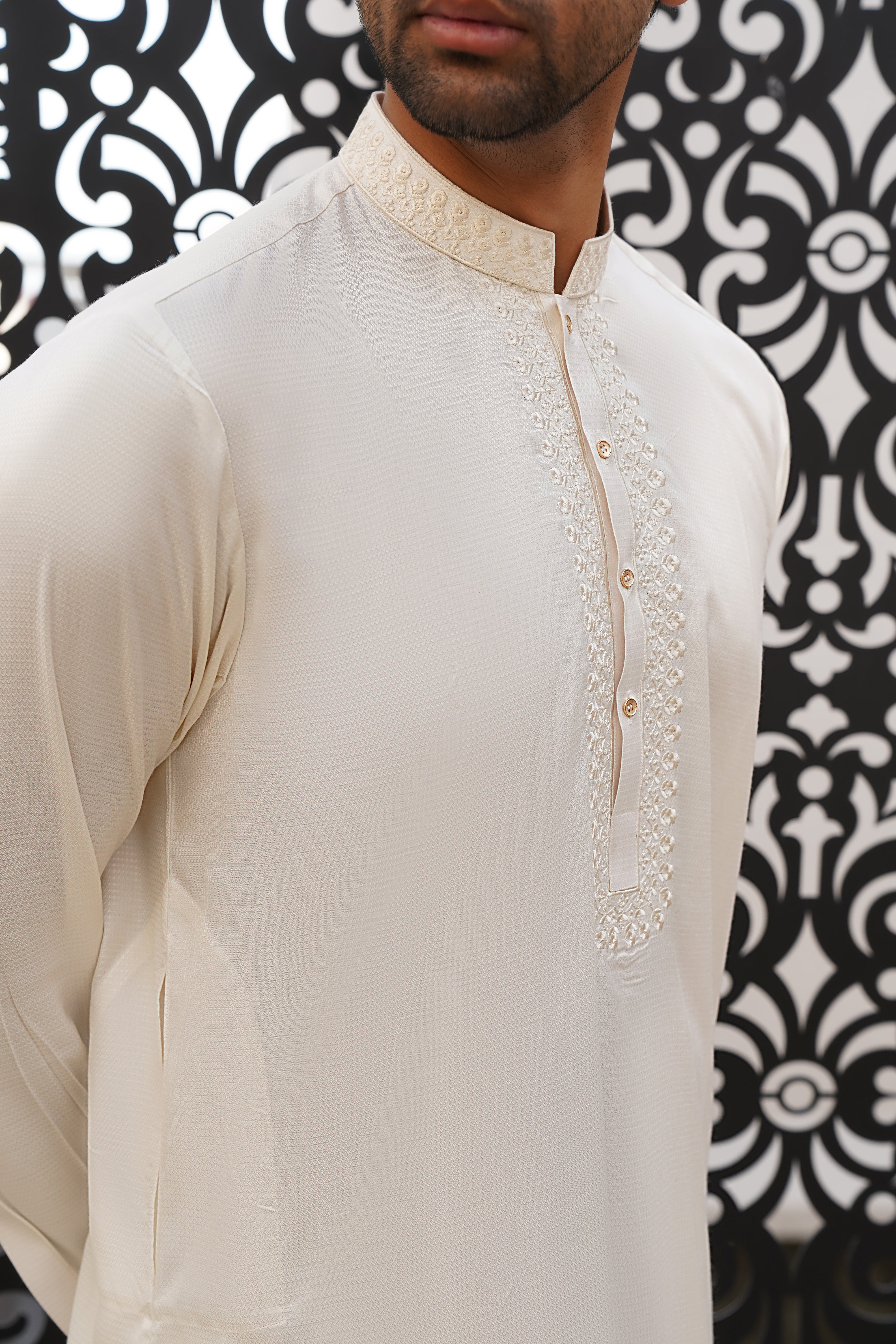 Off-White Embroidered Cotton-Silk Kurta Shalwar (2-Piece) - Image 2