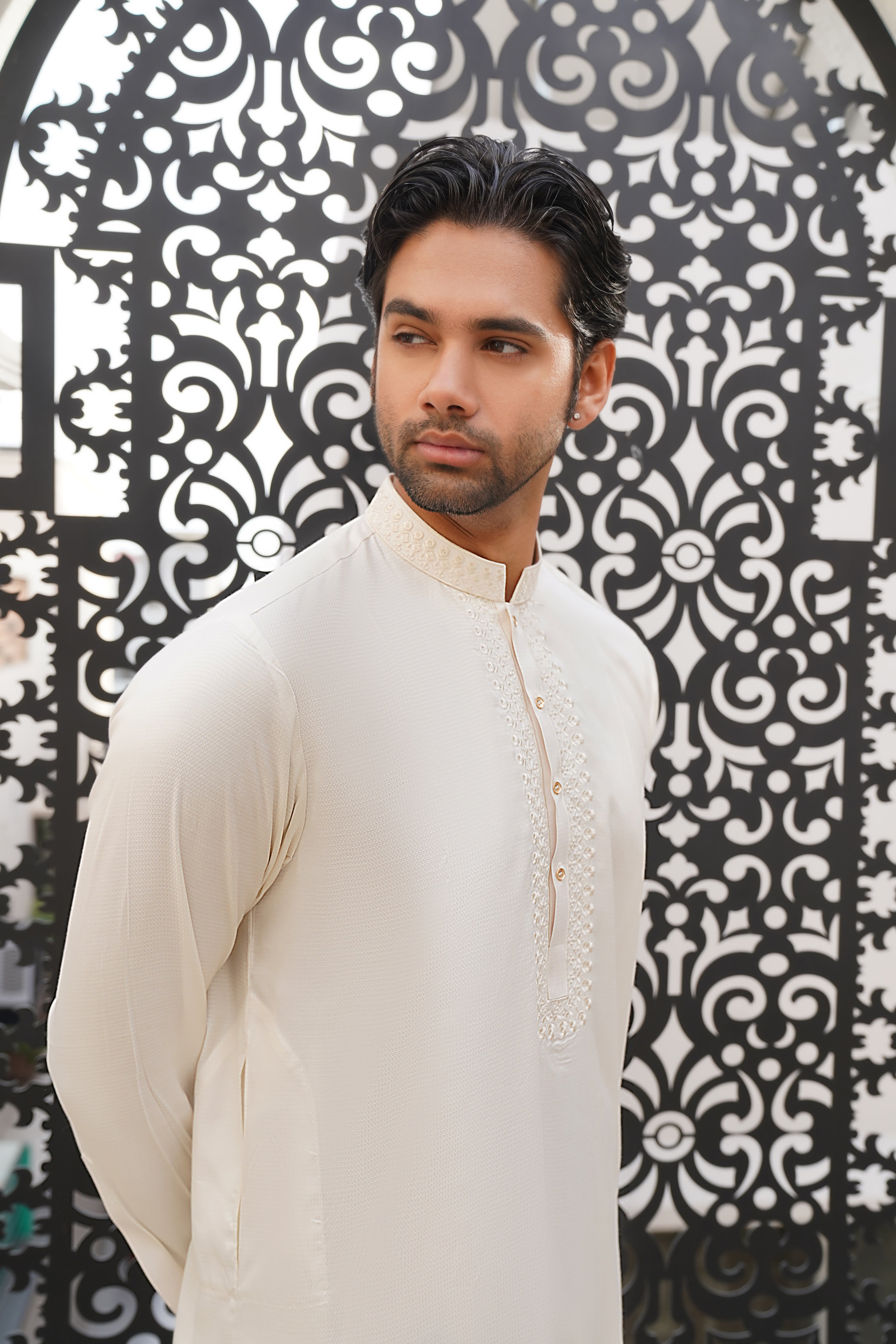 Off-White Embroidered Cotton-Silk Kurta Shalwar (2-Piece) - Image 4