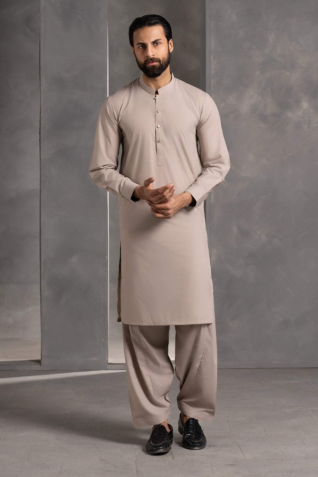 Off-White Marvel PV Fabric Shalwar Kameez (2-Piece) - Image 17