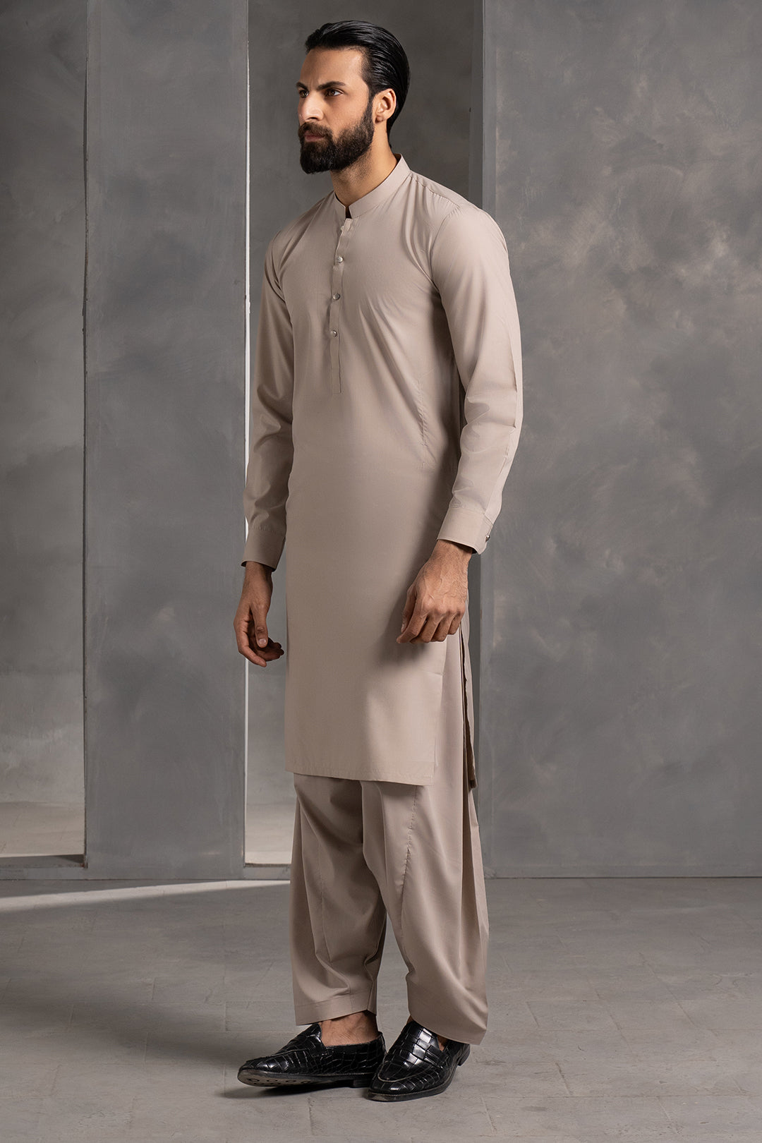 Off-White Marvel PV Fabric Shalwar Kameez (2-Piece) - Image 19
