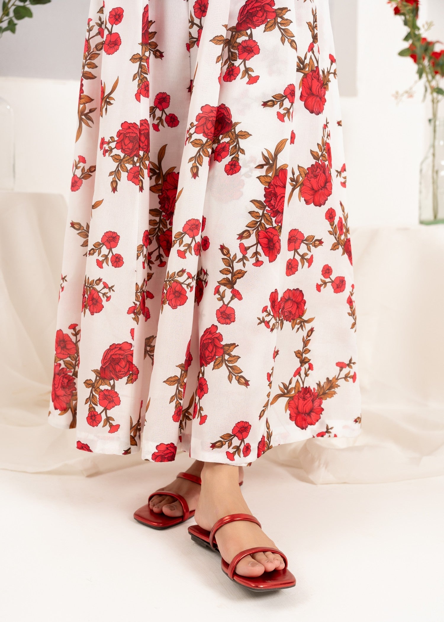 Off-White Printed Poly Lawn Pishwas (2-Piece) - Image 10