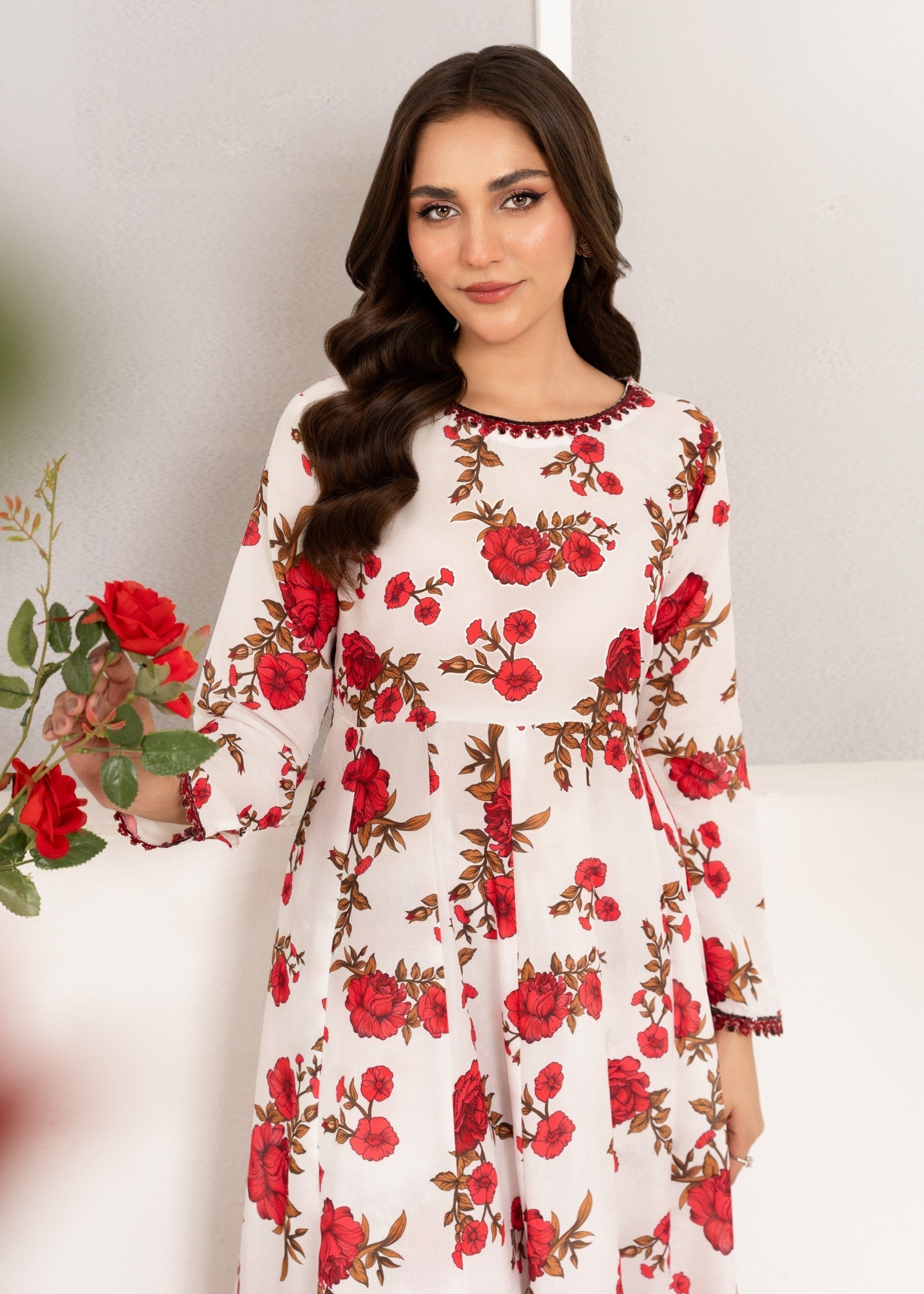 Off-White Printed Poly Lawn Pishwas (2-Piece) - Image 7