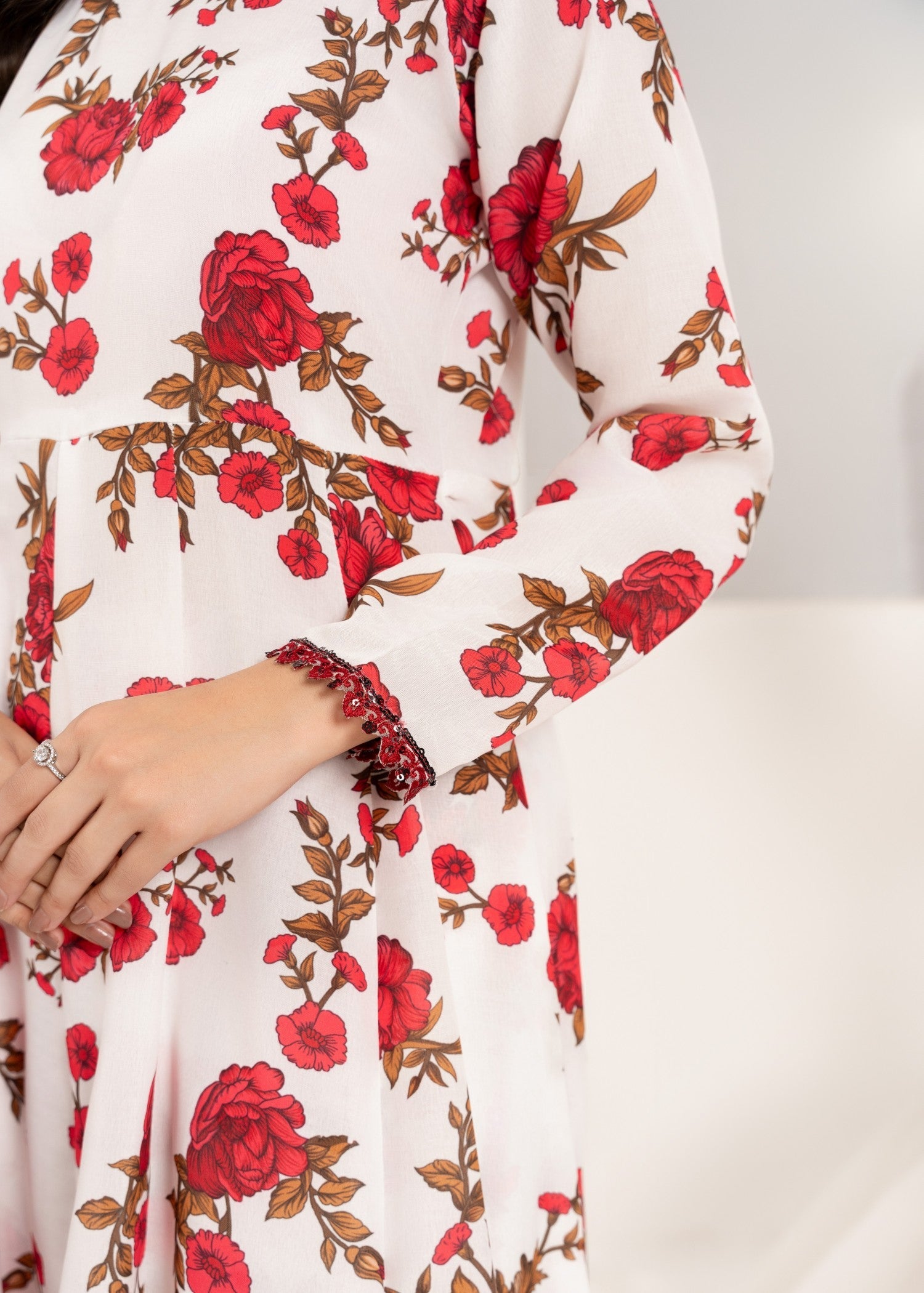 Off-White Printed Poly Lawn Pishwas (2-Piece) - Image 9