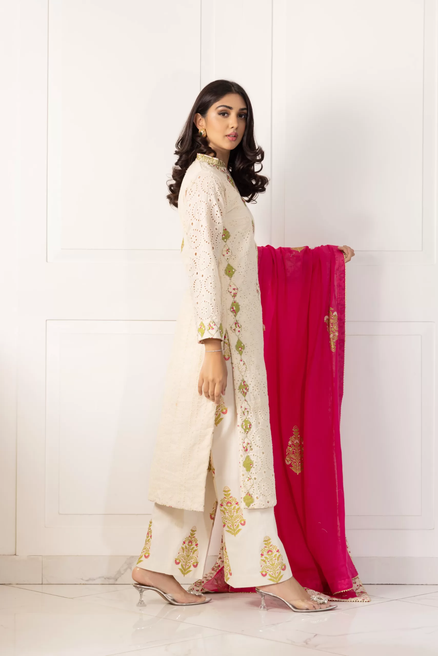 Off-White Chikan Embroidered 3-Piece Salwar Kameez - Image 2
