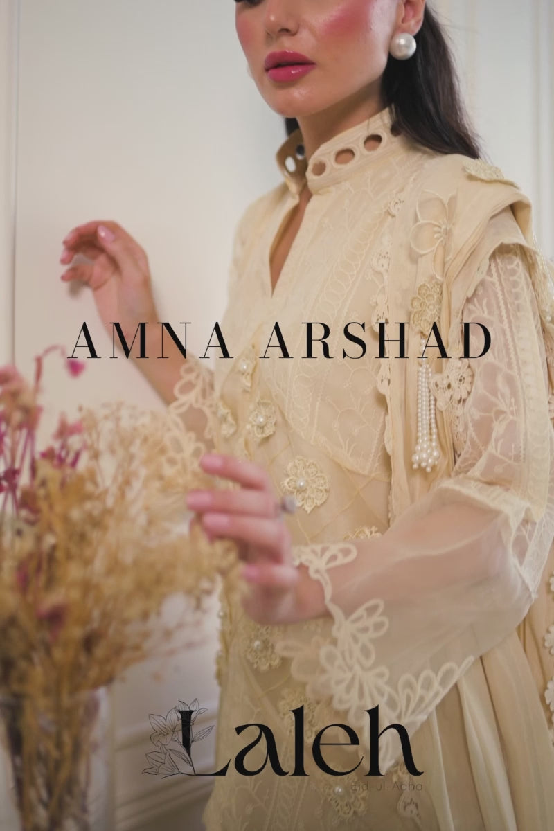 Pakistani Off-White Chikankari Silk Salwar Kameez (3-Piece) - Image 8