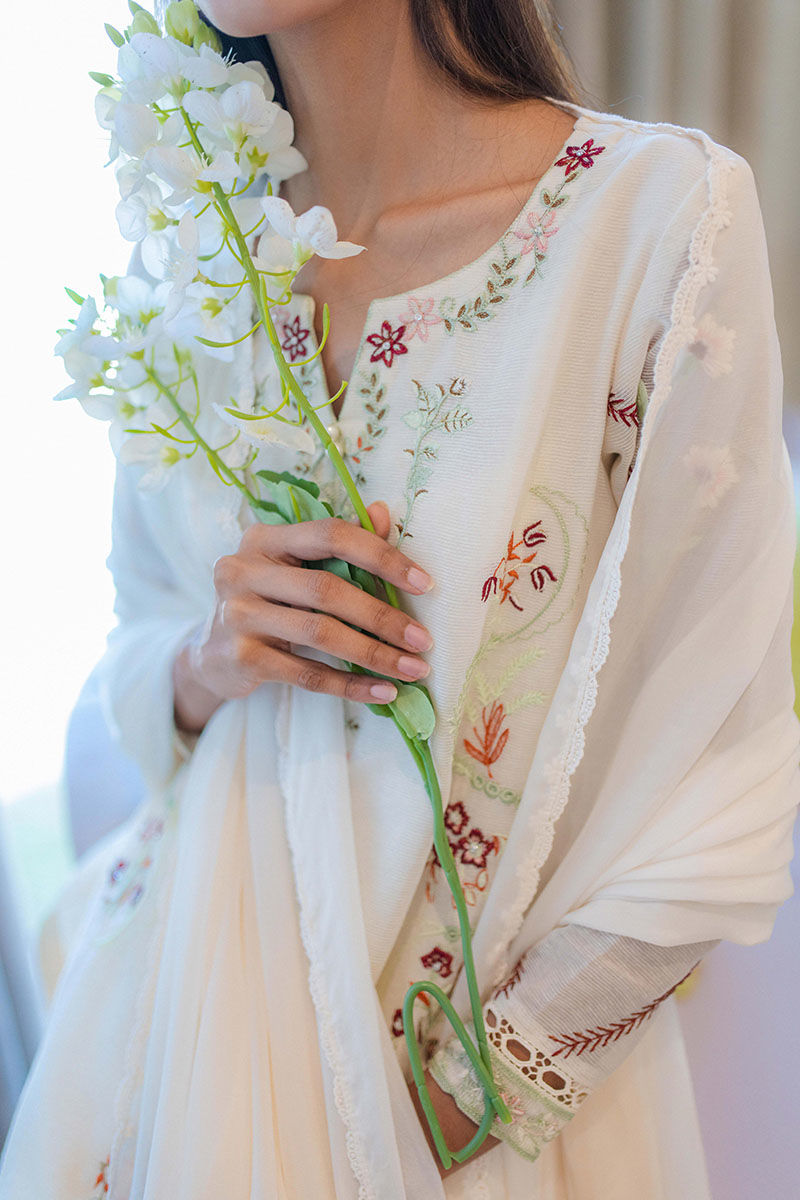 Pakistani Ivory Embroidered Cotton Organza Salwar Kameez (3-Piece) - Image 7