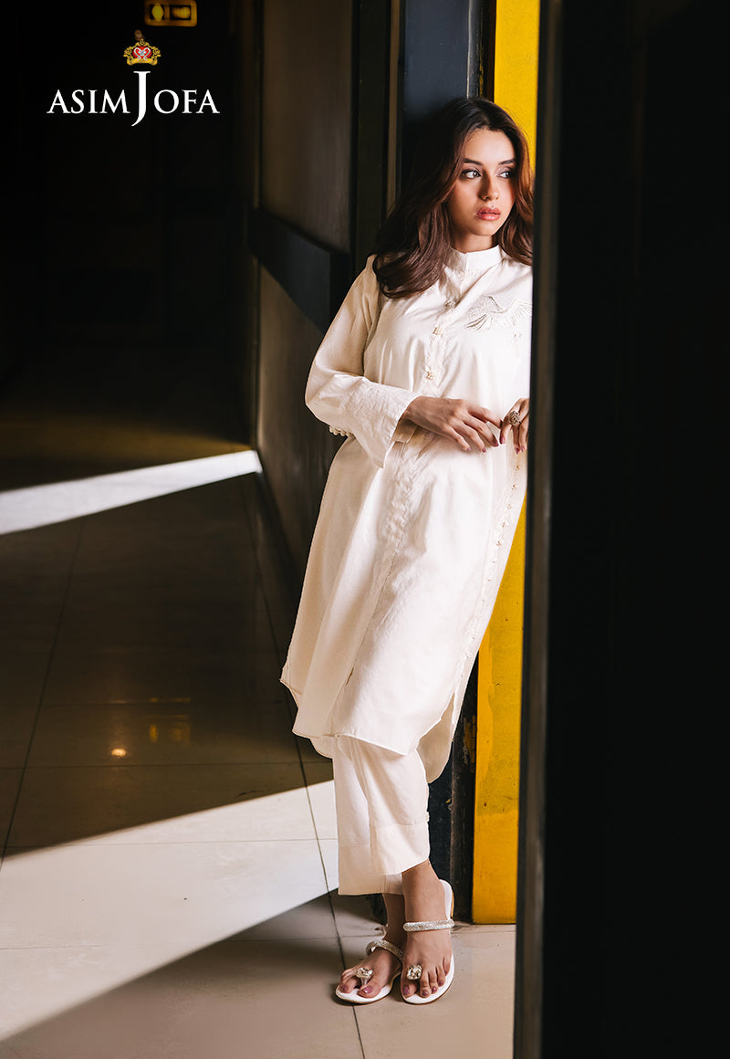 Pakistani Off-White Embroidered Cotton Silk Salwar Kameez (2-Piece) - Image 6