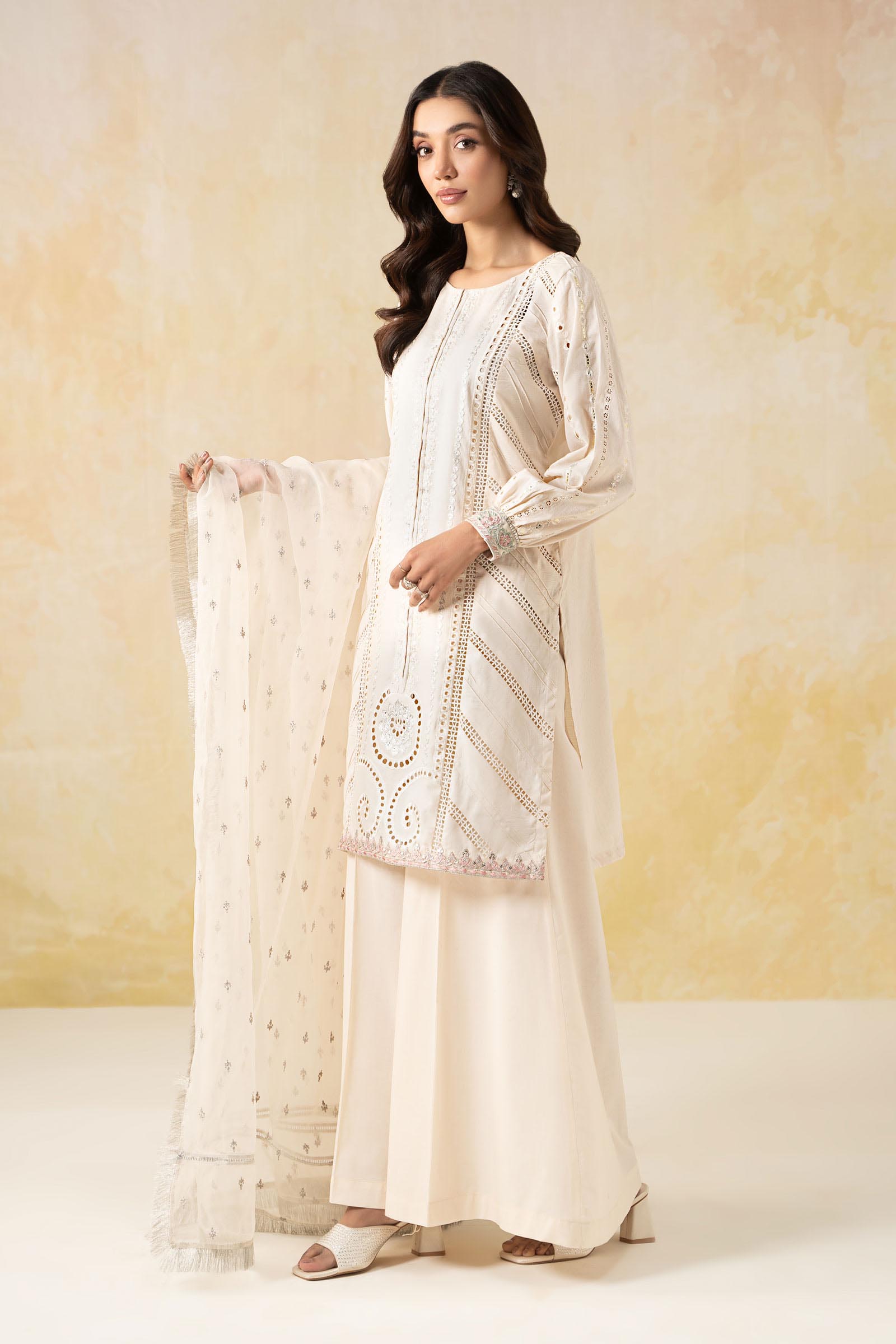Off-White Embroidered Dobby Salwar Kameez (3-Piece) - Image 3