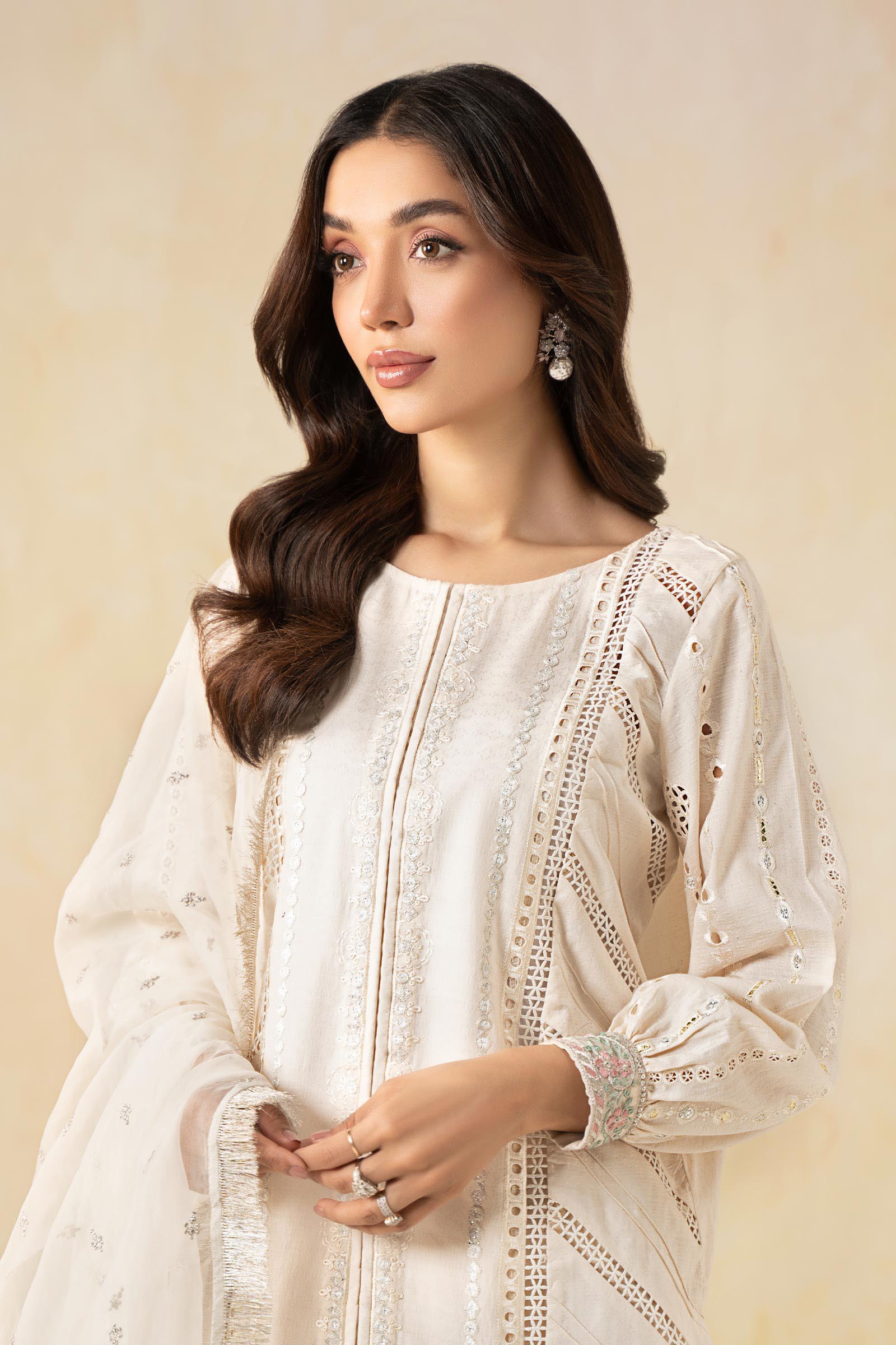Off-White Embroidered Dobby Salwar Kameez (3-Piece) - Image 7