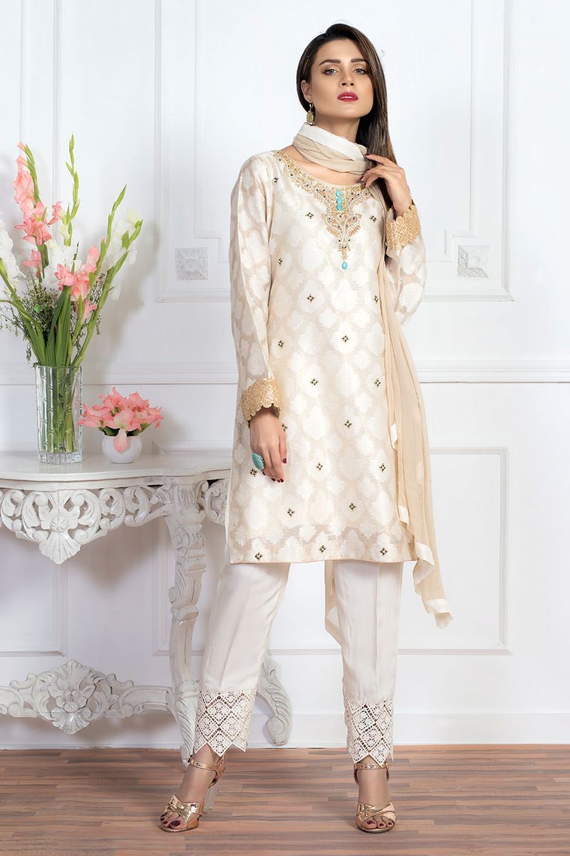 Pakistani Off-White Embroidered Jacquard Kurta Set (3-Piece) - Image 1
