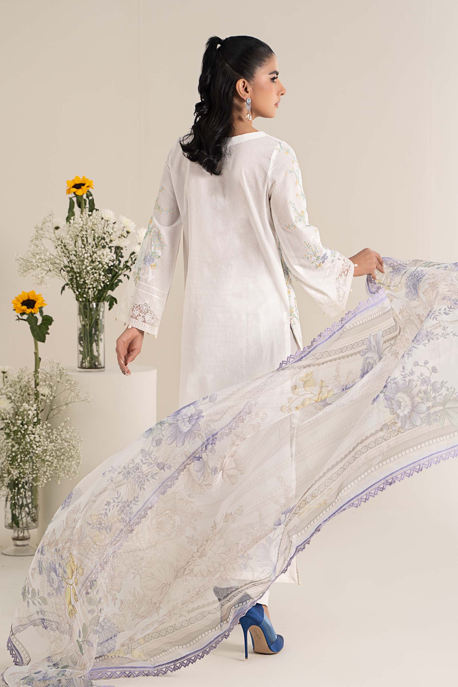 Pakistani Off White Embroidered Self Jacquard Lawn Suit (3-Piece) - Image 7