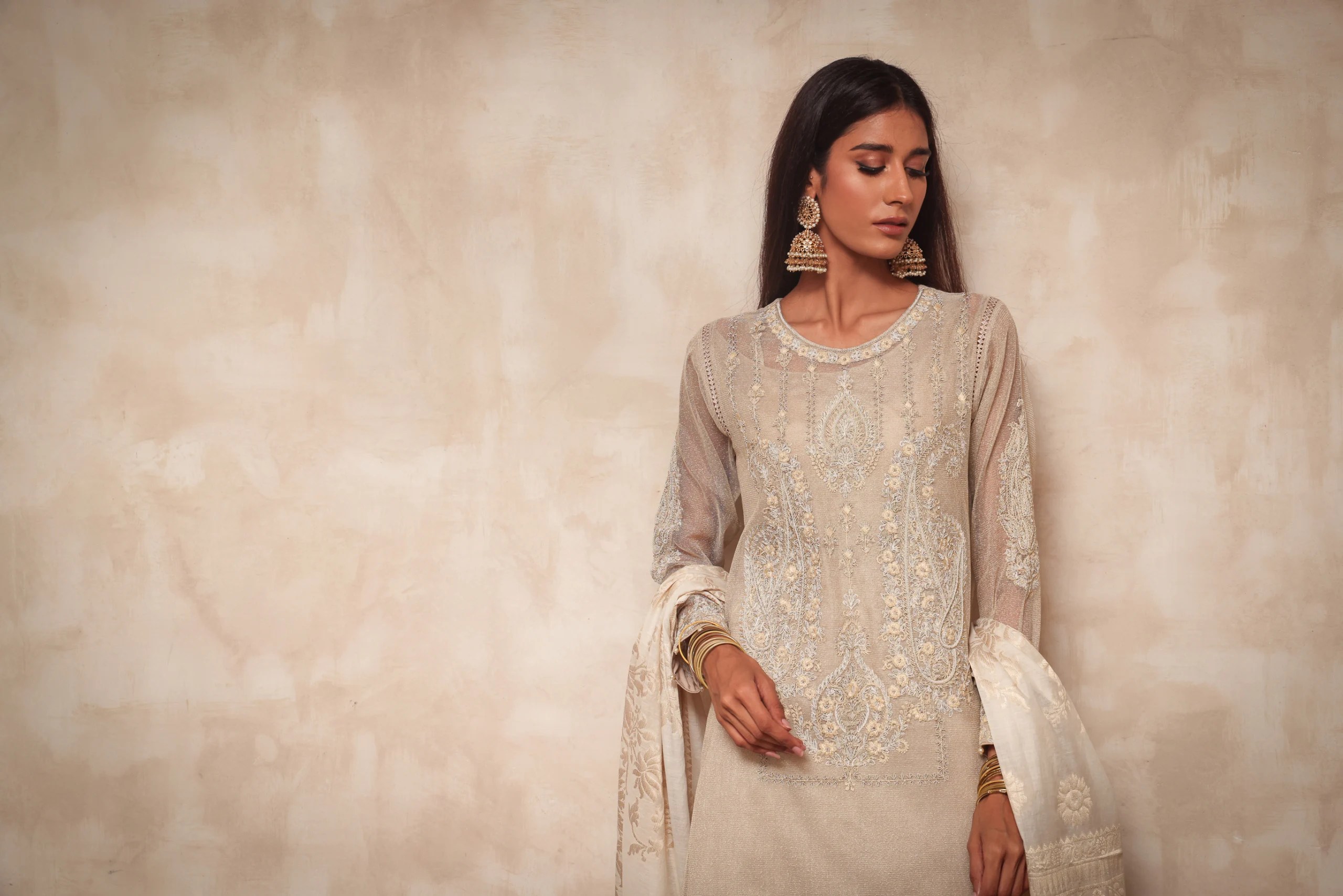 Creme White Embroidered Karandi Khaddi Net Salwar Kameez (3-Piece) - Image 3