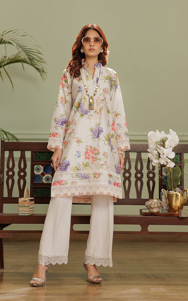 Pakistani Ivory Floral Embroidered Khaddi Net Salwar Kameez (2-Piece) - Image 4