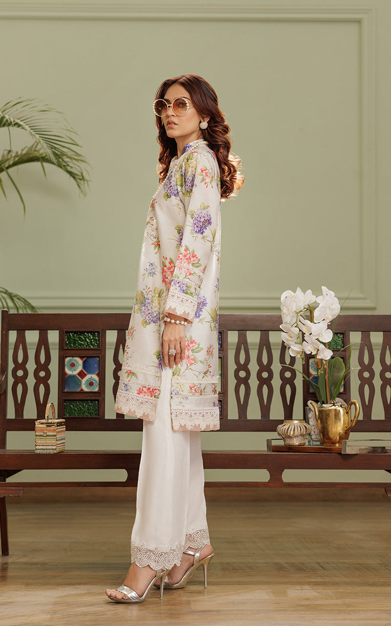 Pakistani Ivory Floral Embroidered Khaddi Net Salwar Kameez (2-Piece) - Image 9