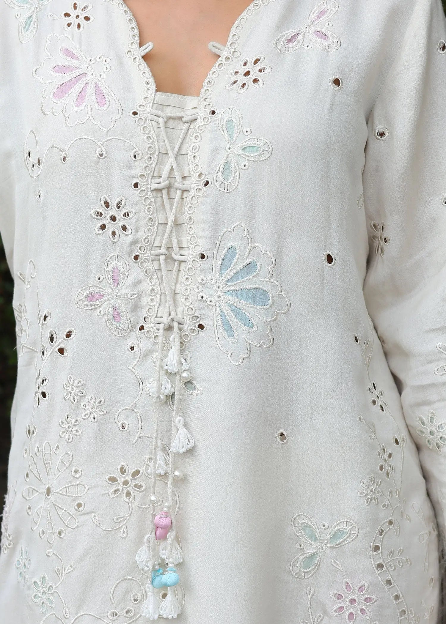 Pakistani Ivory Embroidered Khadi Silk Salwar Kameez (3-Piece) - Image 3