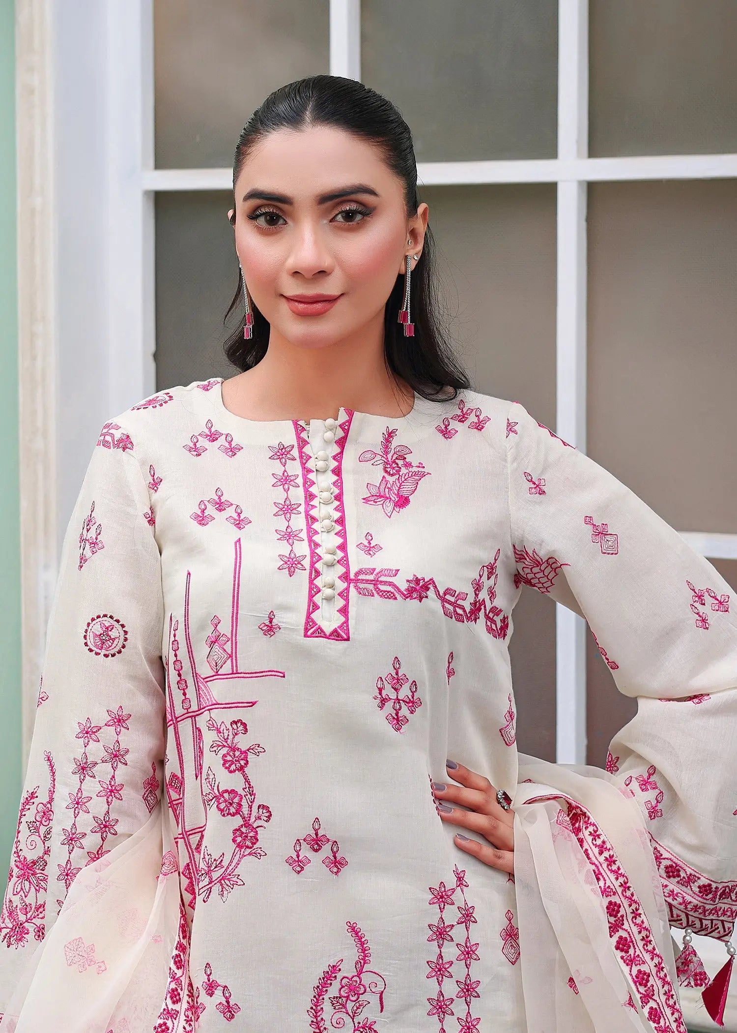 Off-White Embroidered Kora Cotton & Organza Salwar Kameez (3-Piece) - Image 2