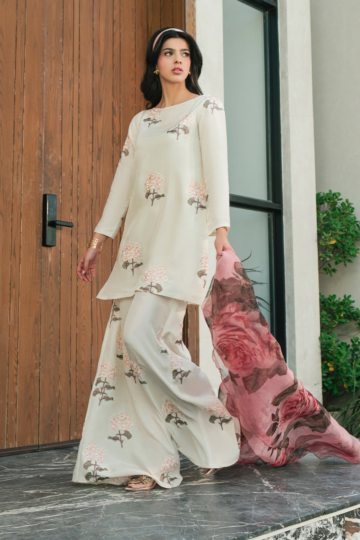 Pakistani Ivory Embroidered Korean Silk Kurta Set (3-Piece) - Image 5