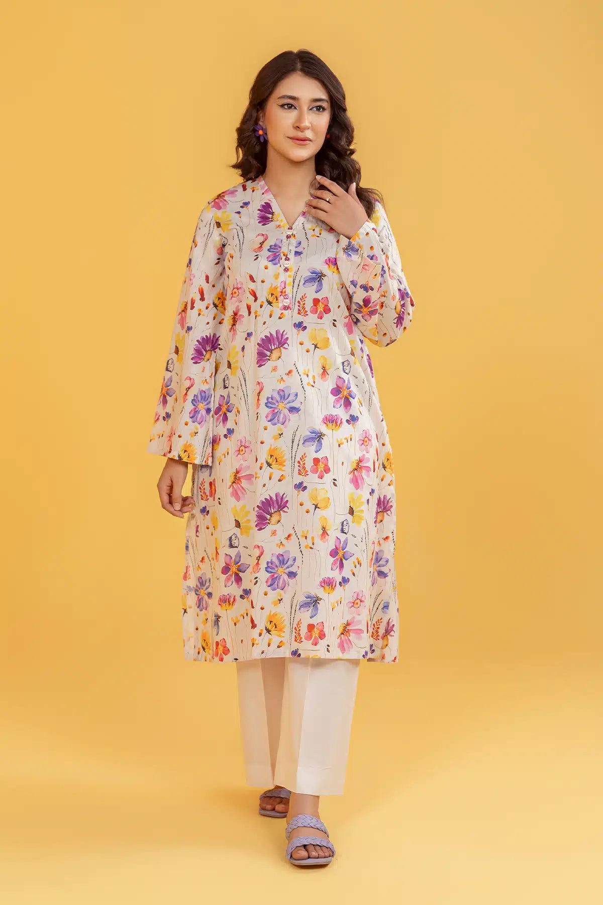 Pakistani Ivory Digital Printed Lawn Salwar Kameez (2-Piece) - Image 1