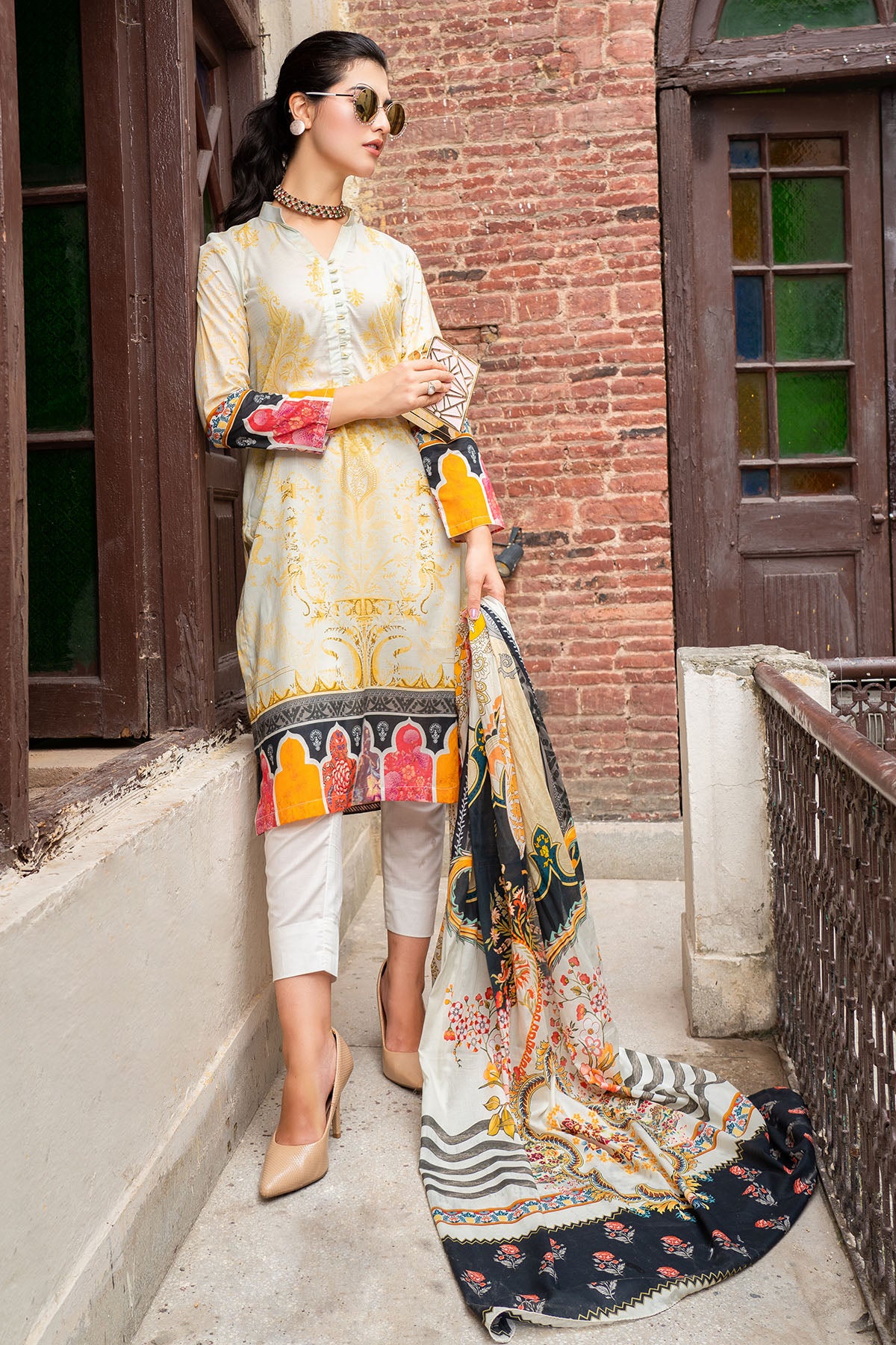 Ivory Digital Printed Lawn 3-Piece Suit - Image 1