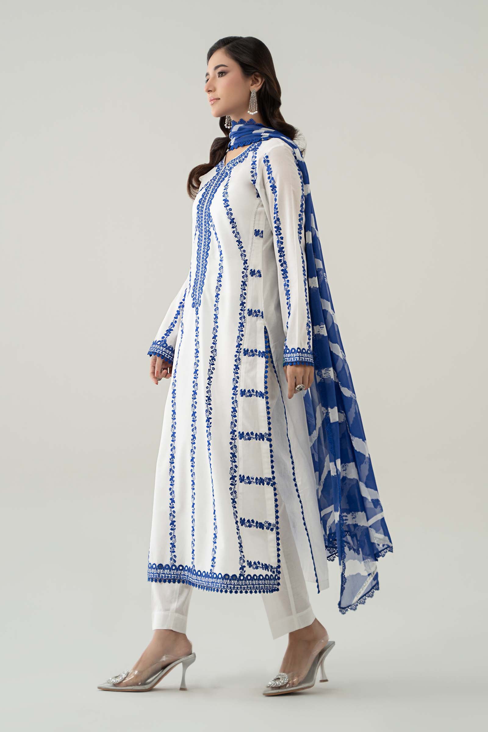 Pakistani Off-White Blue Embroidered Lawn Salwar Kameez (3-Piece) - Image 6