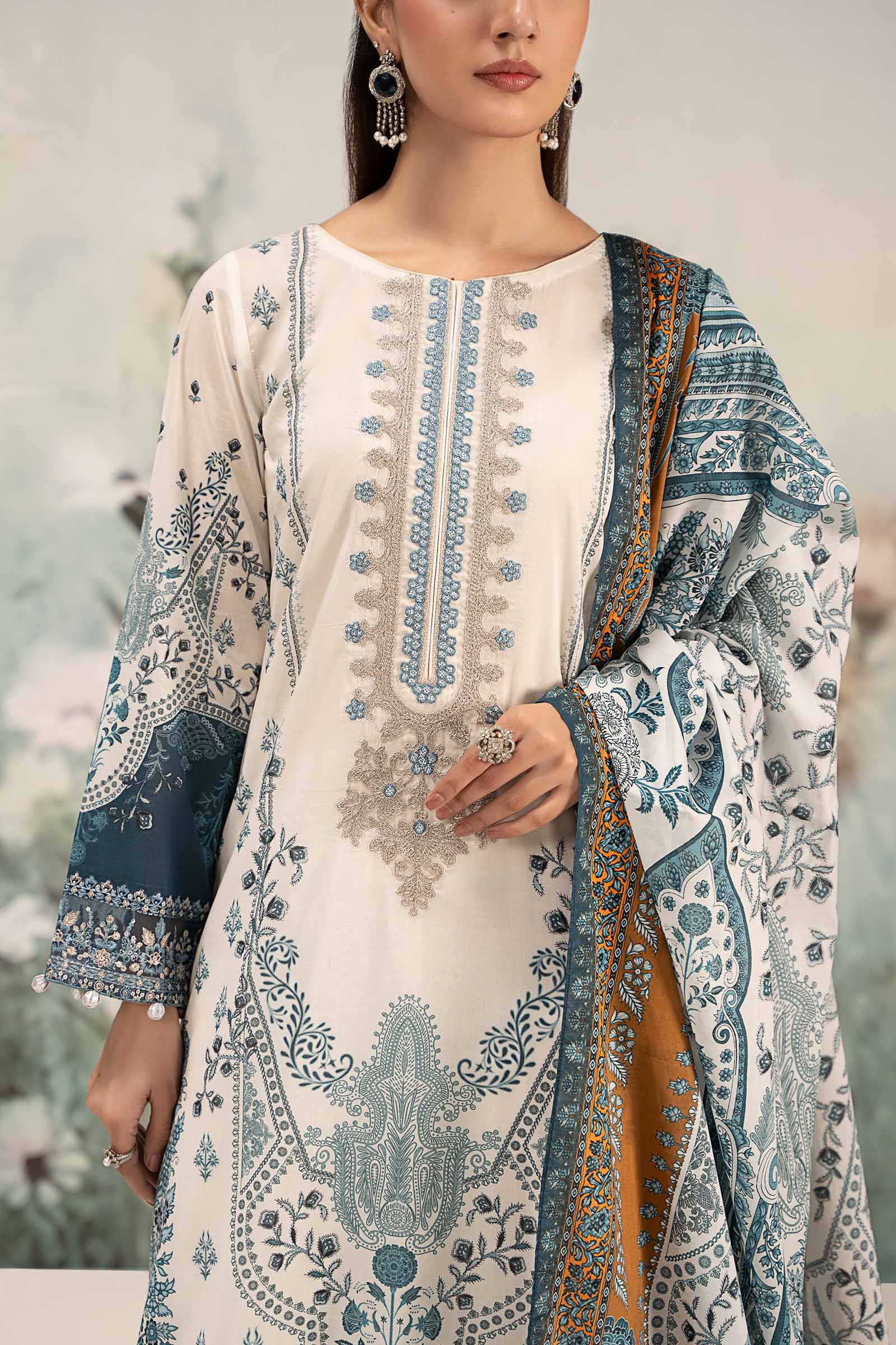 Pakistani Off White Embroidered Lawn Salwar Kameez (3-Piece) - Image 5