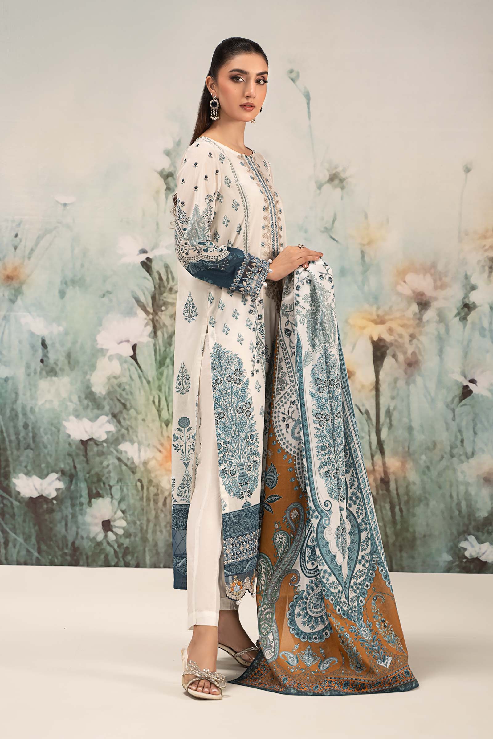 Pakistani Off White Embroidered Lawn Salwar Kameez (3-Piece) - Image 7