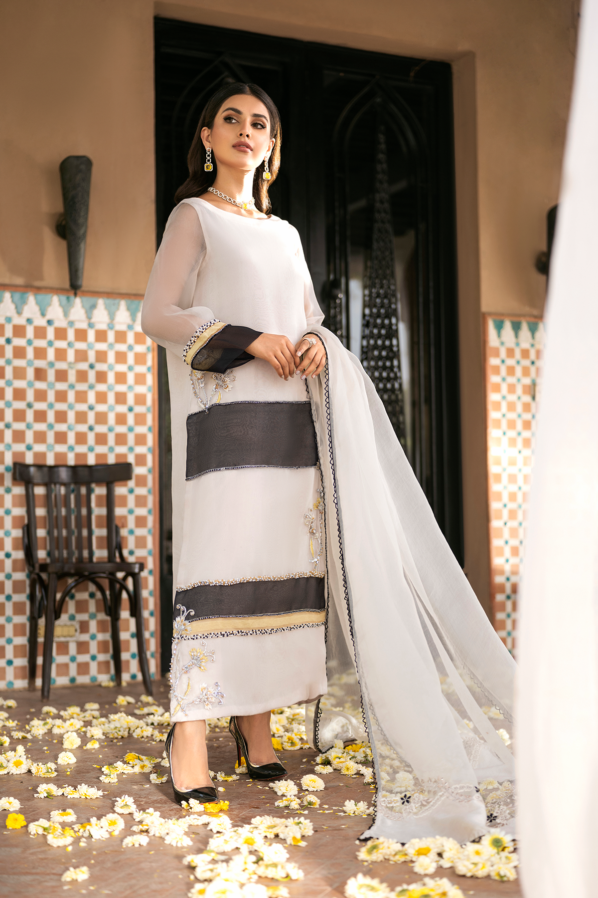 Pakistani Cream Embroidered Organza Salwar Kameez (3-Piece) - Image 2