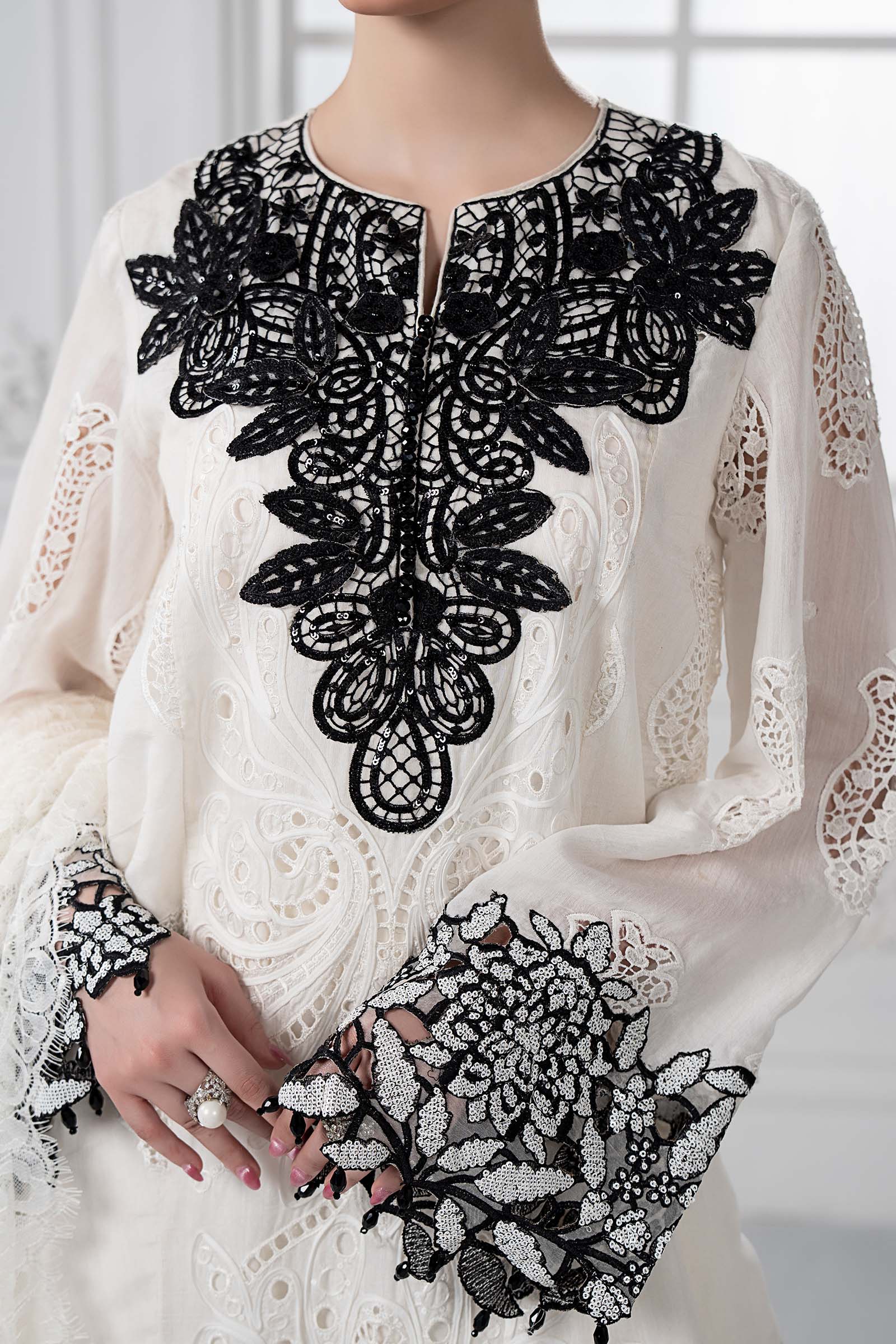 Pakistani Off-White Embroidered Paper Cotton 3-Piece Suit - Image 3
