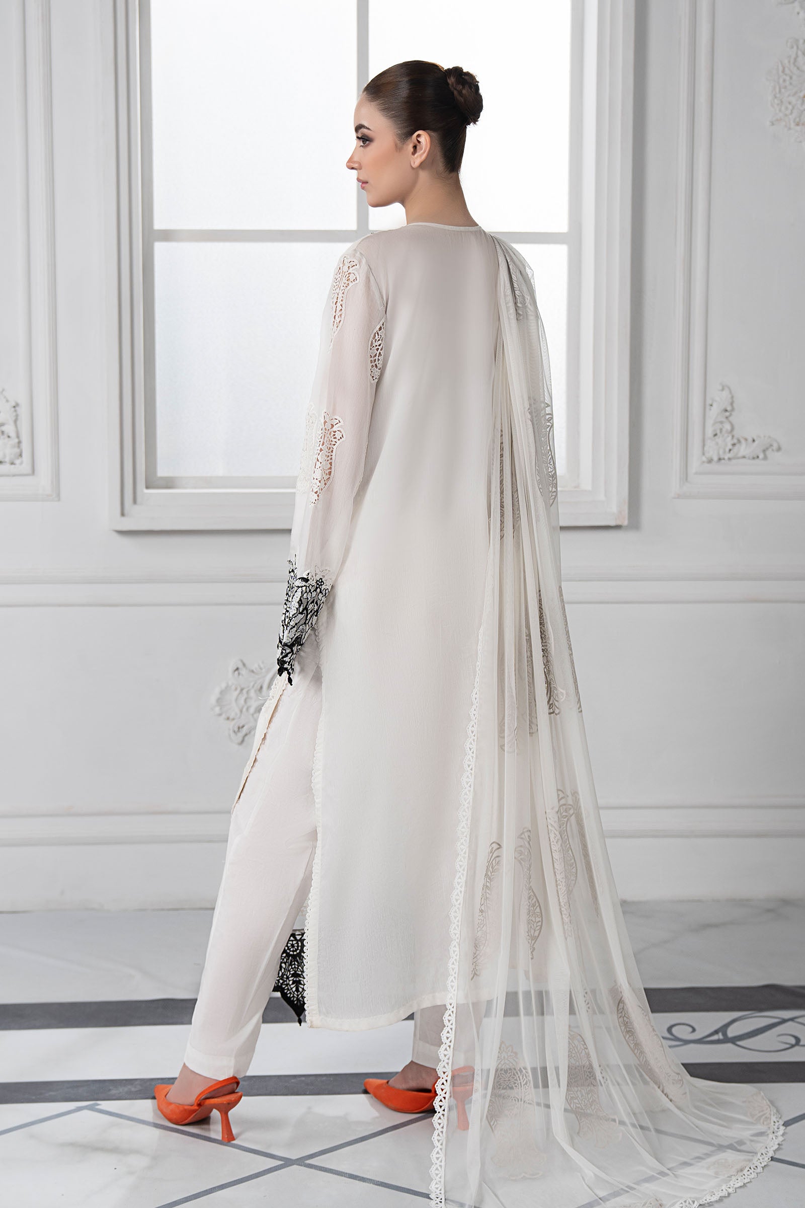 Pakistani Off-White Embroidered Paper Cotton 3-Piece Suit - Image 9
