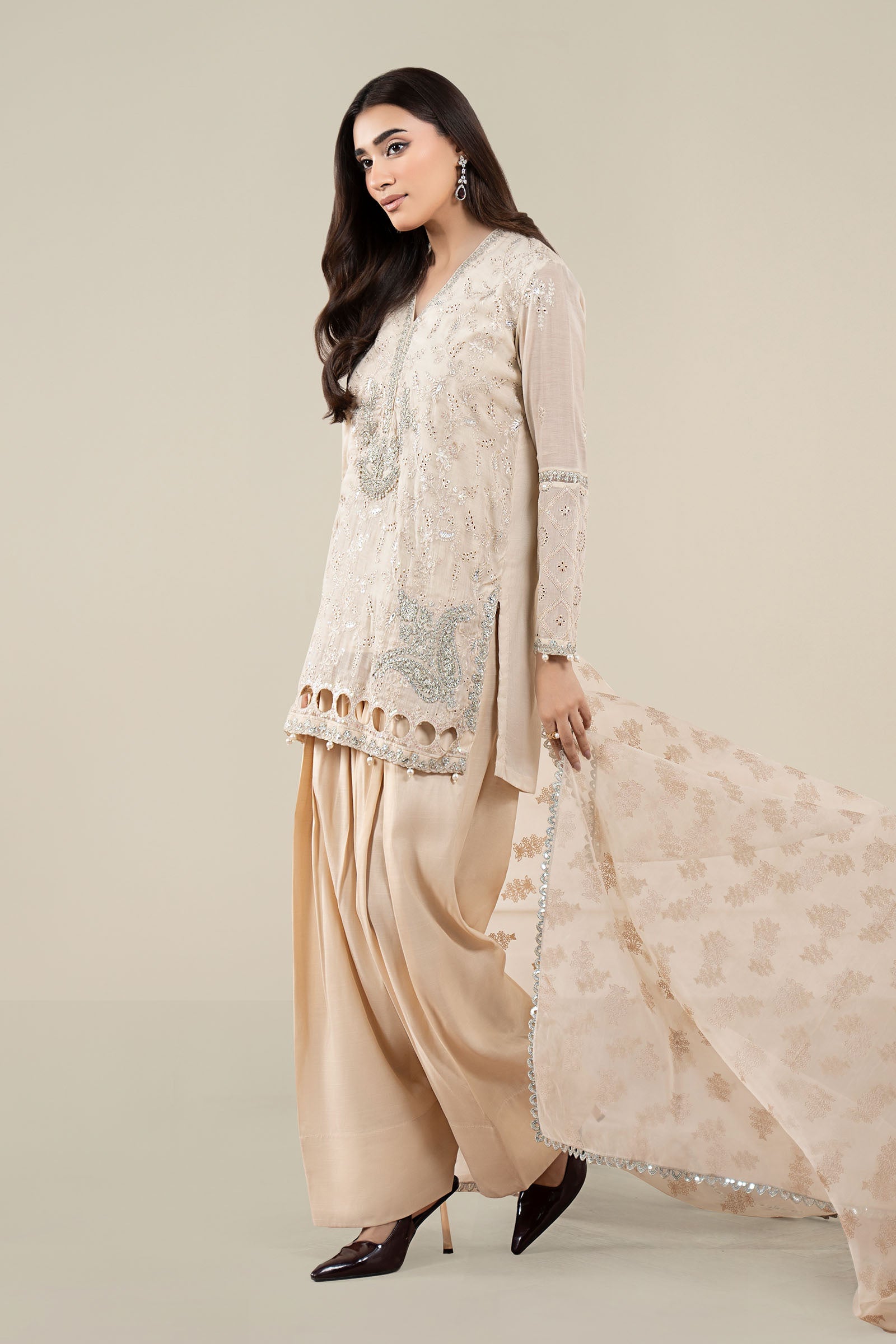 Off-White Embroidered Paper Cotton Salwar Kameez (3-Piece) - Image 5
