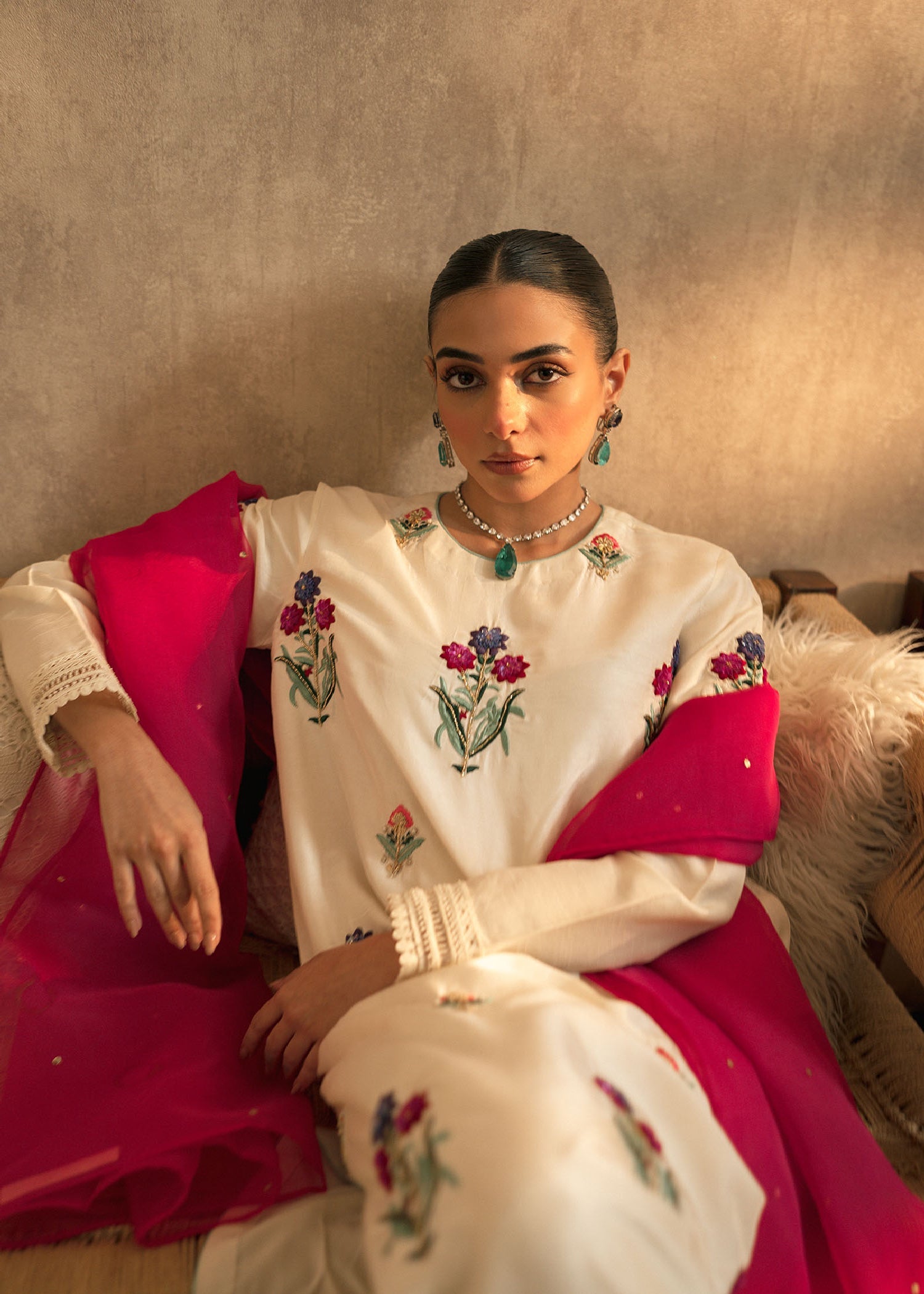 Pakistani Ivory Floral Embroidered Raw Silk Kurta Set (3-Piece) - Image 2